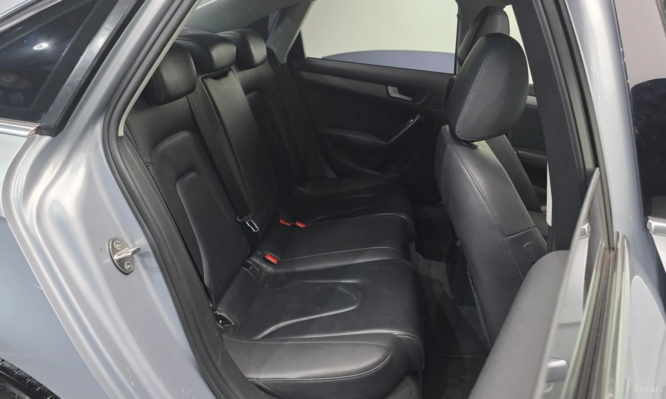 Audi New A4 превью 12