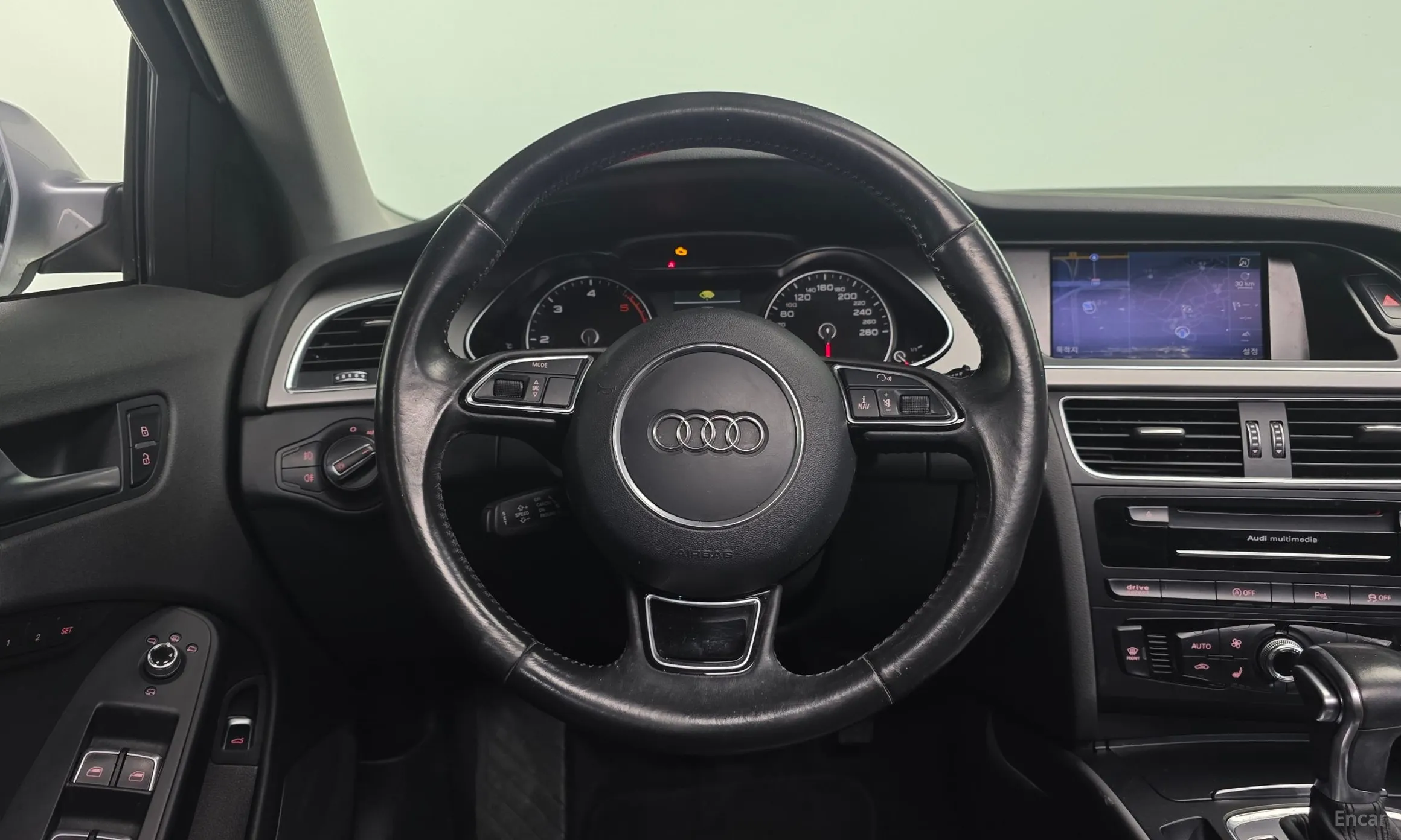Audi New A4 превью 13