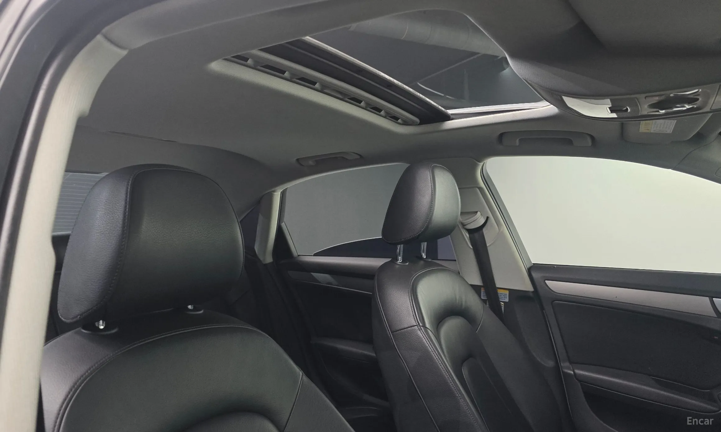 Audi New A4 превью 18
