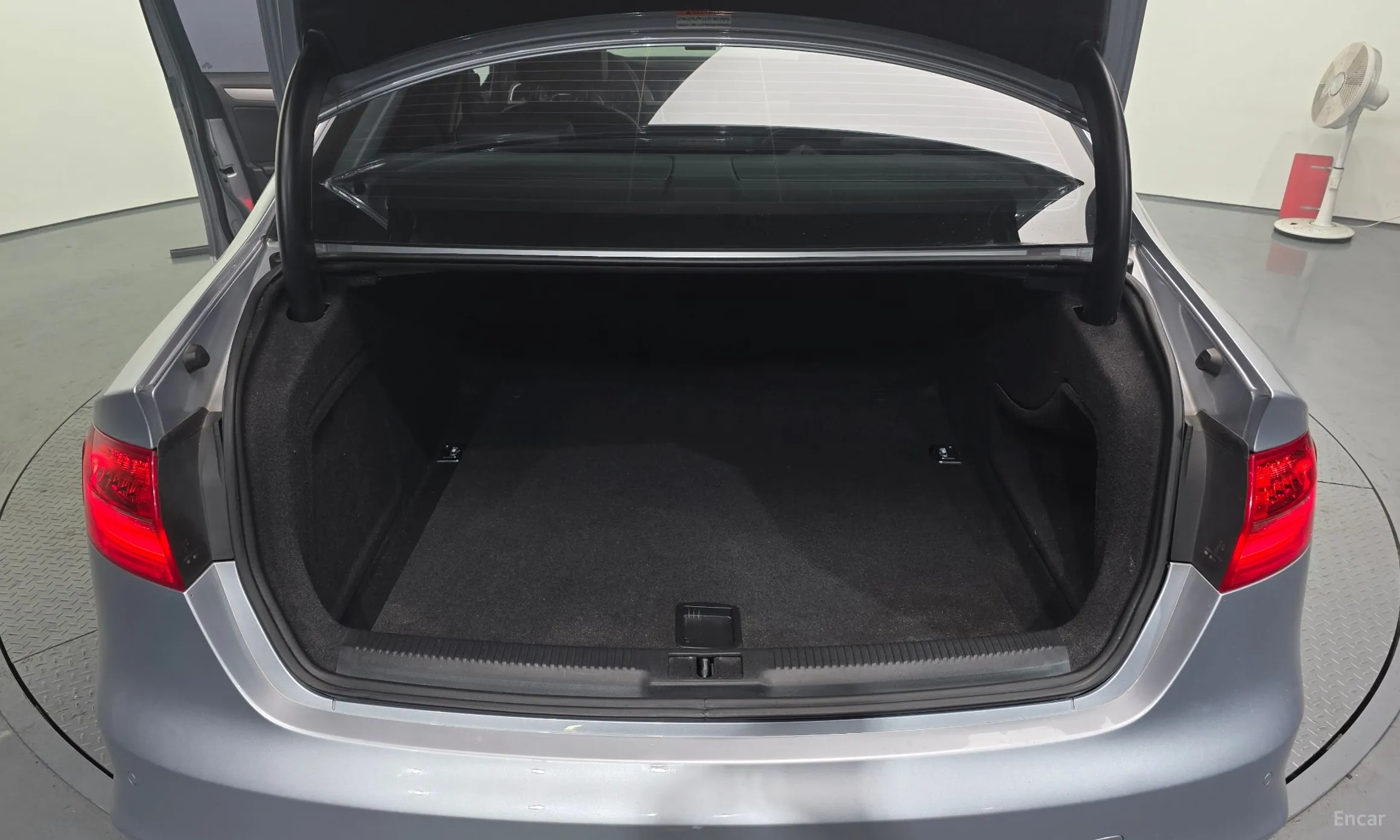 Audi New A4 превью 20