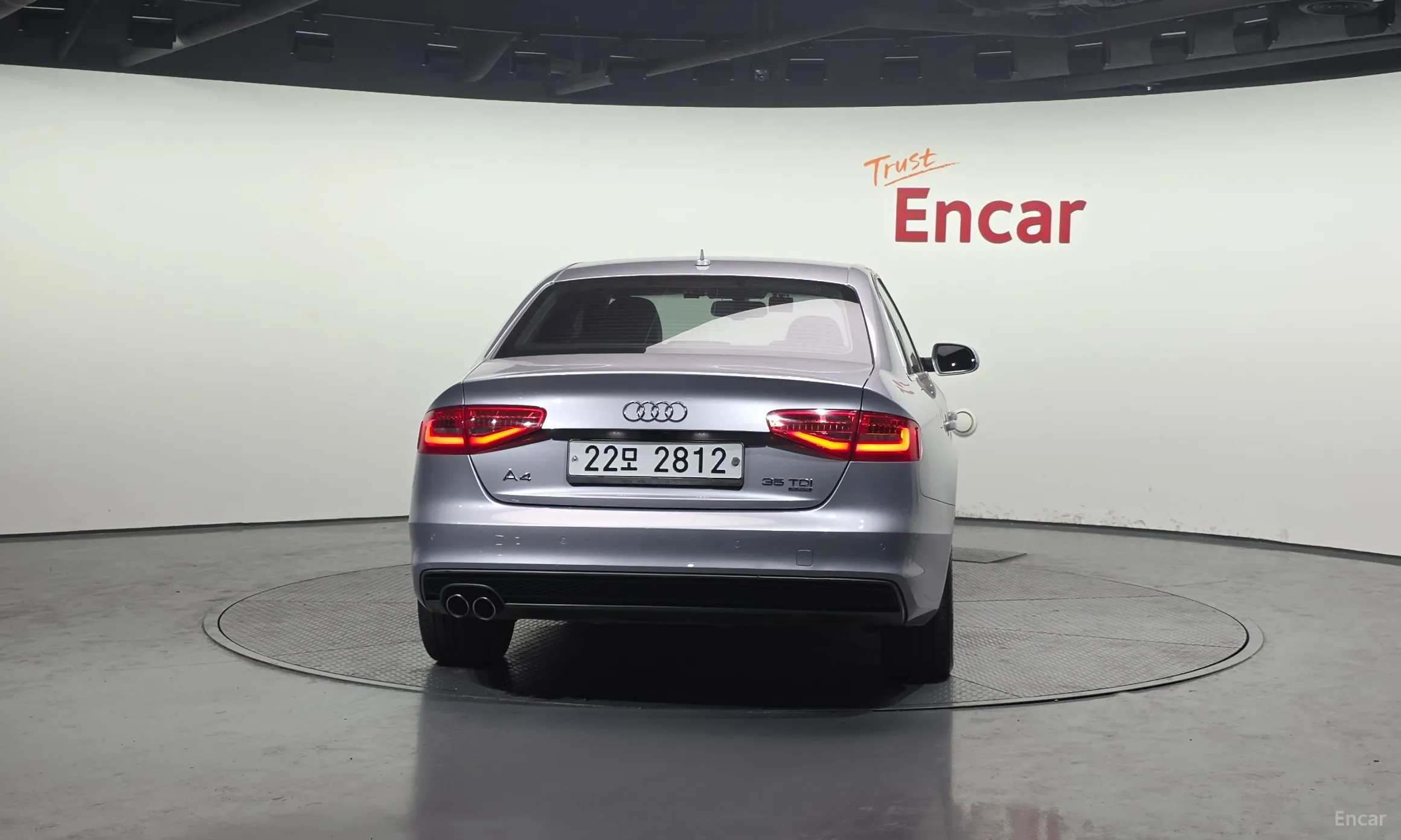 Audi New A4 превью 4
