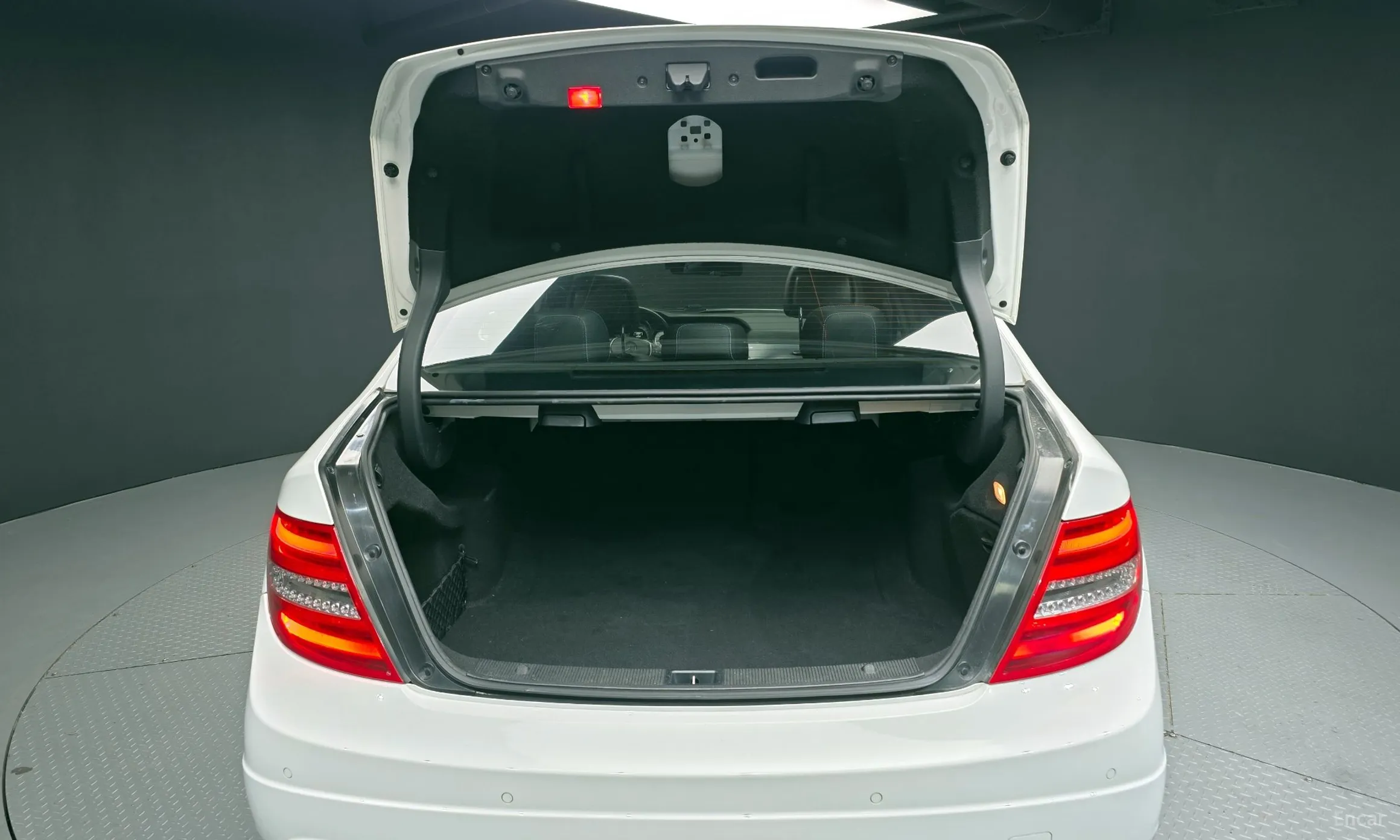 Mercedes Benz C-Class W204 превью 20