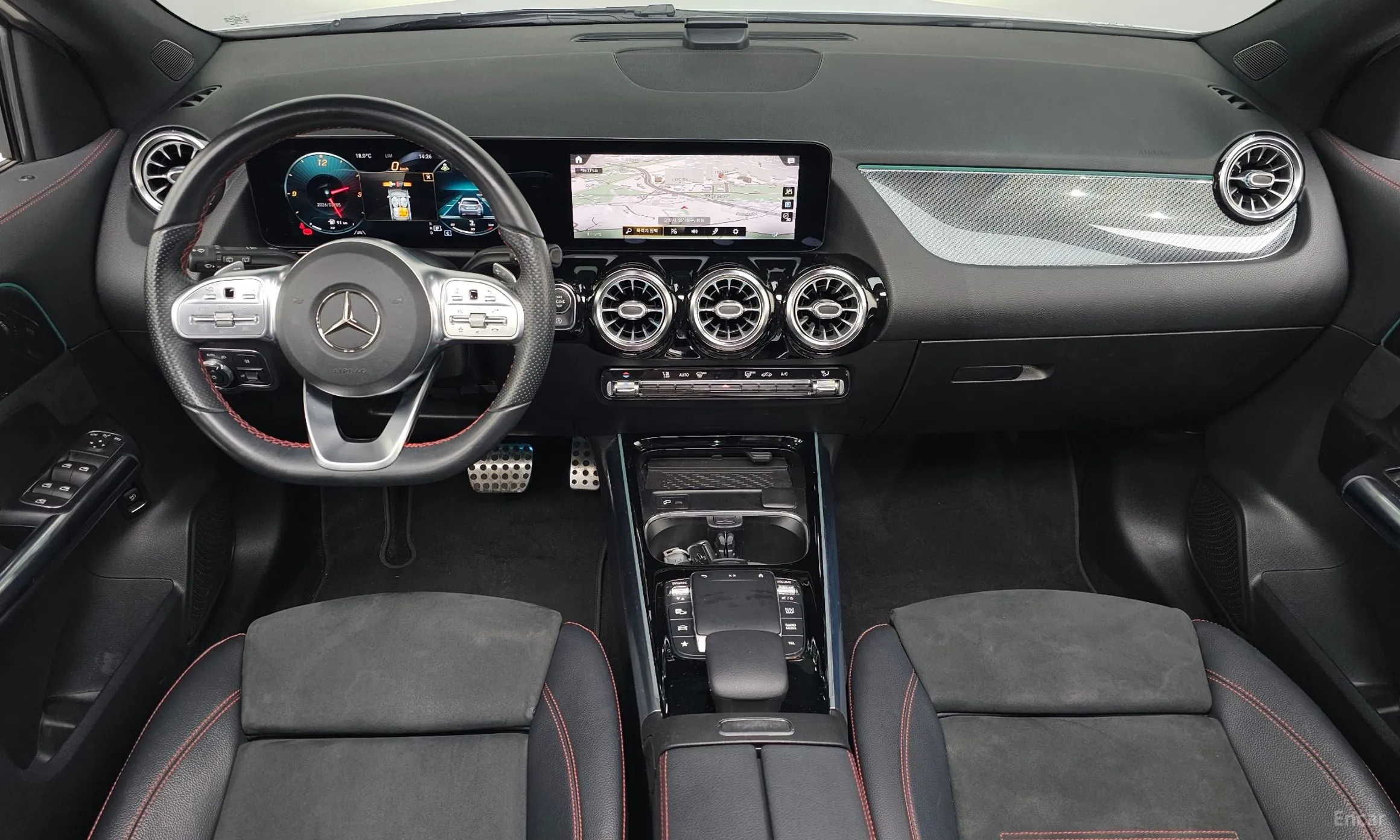 Mercedes Benz GLA-Class H247 превью 7