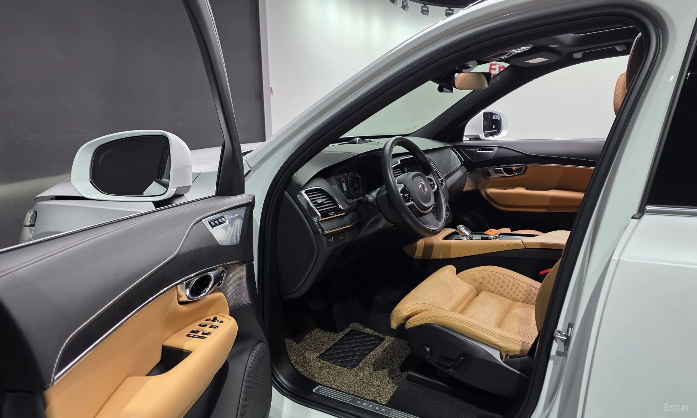 Volvo XC90 Gen 2 превью 11