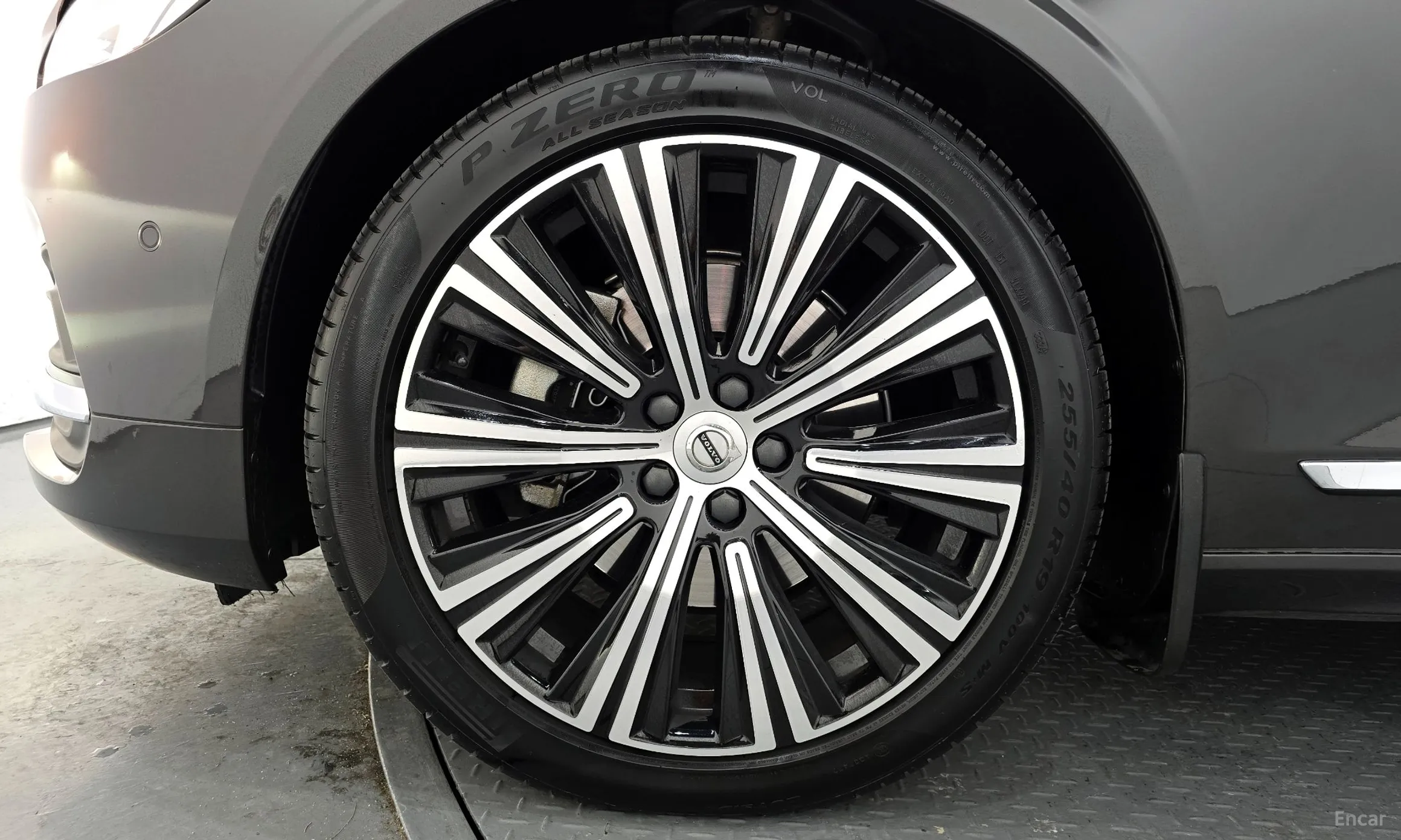 Volvo S90 превью 5