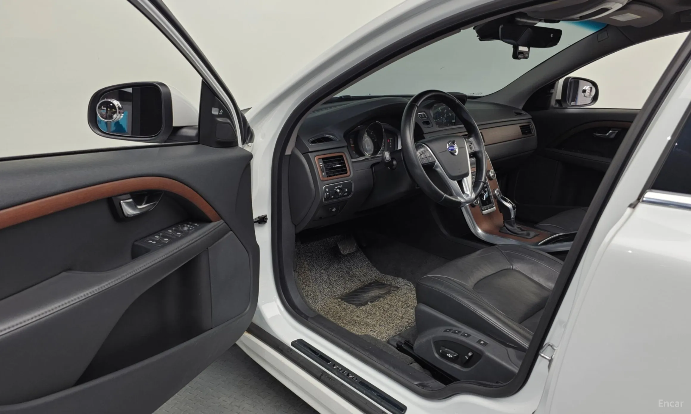 Volvo S80 превью 10