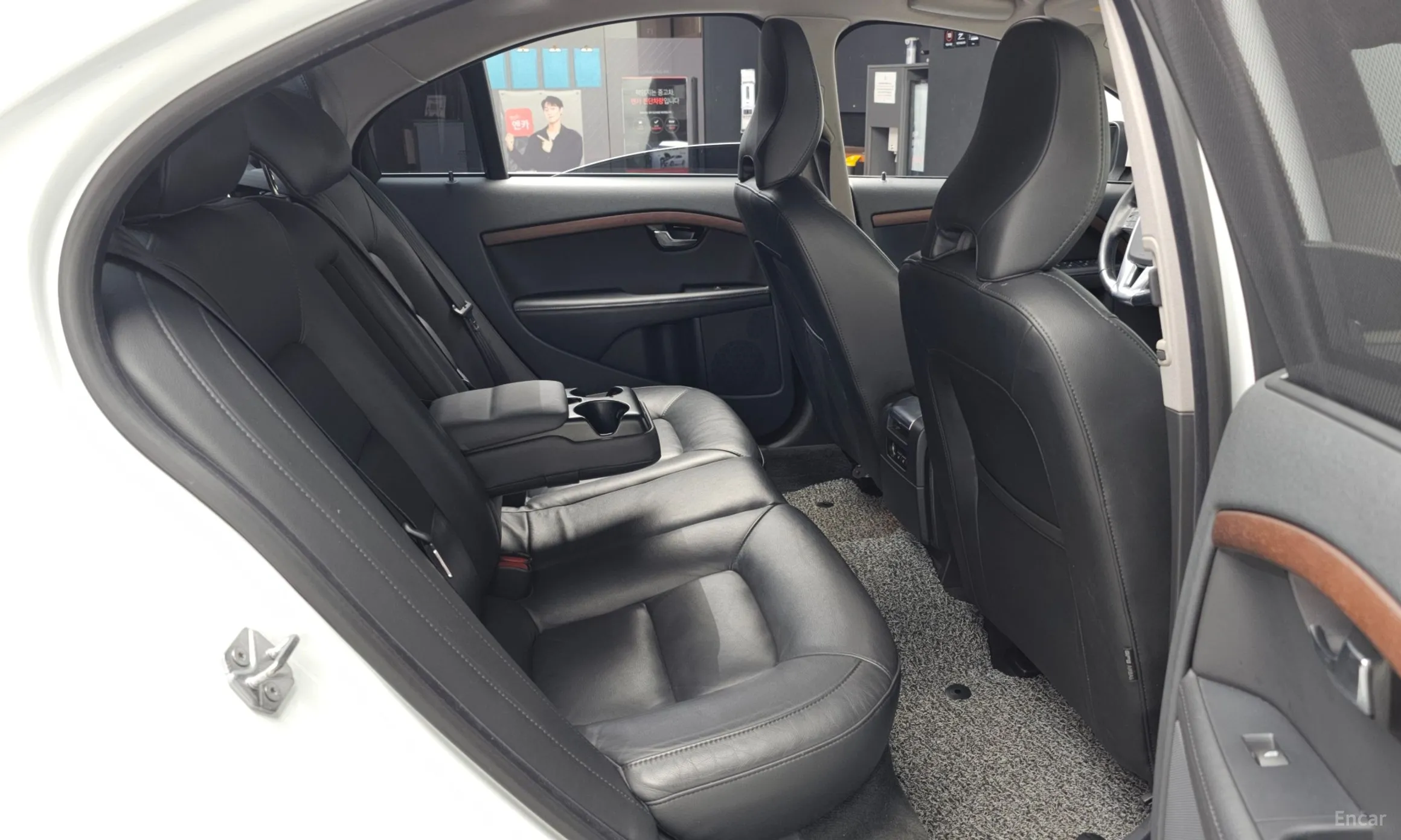 Volvo S80 превью 12