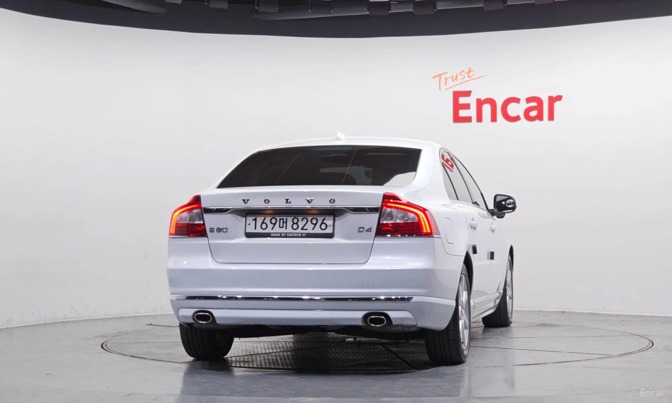 Volvo S80 превью 4
