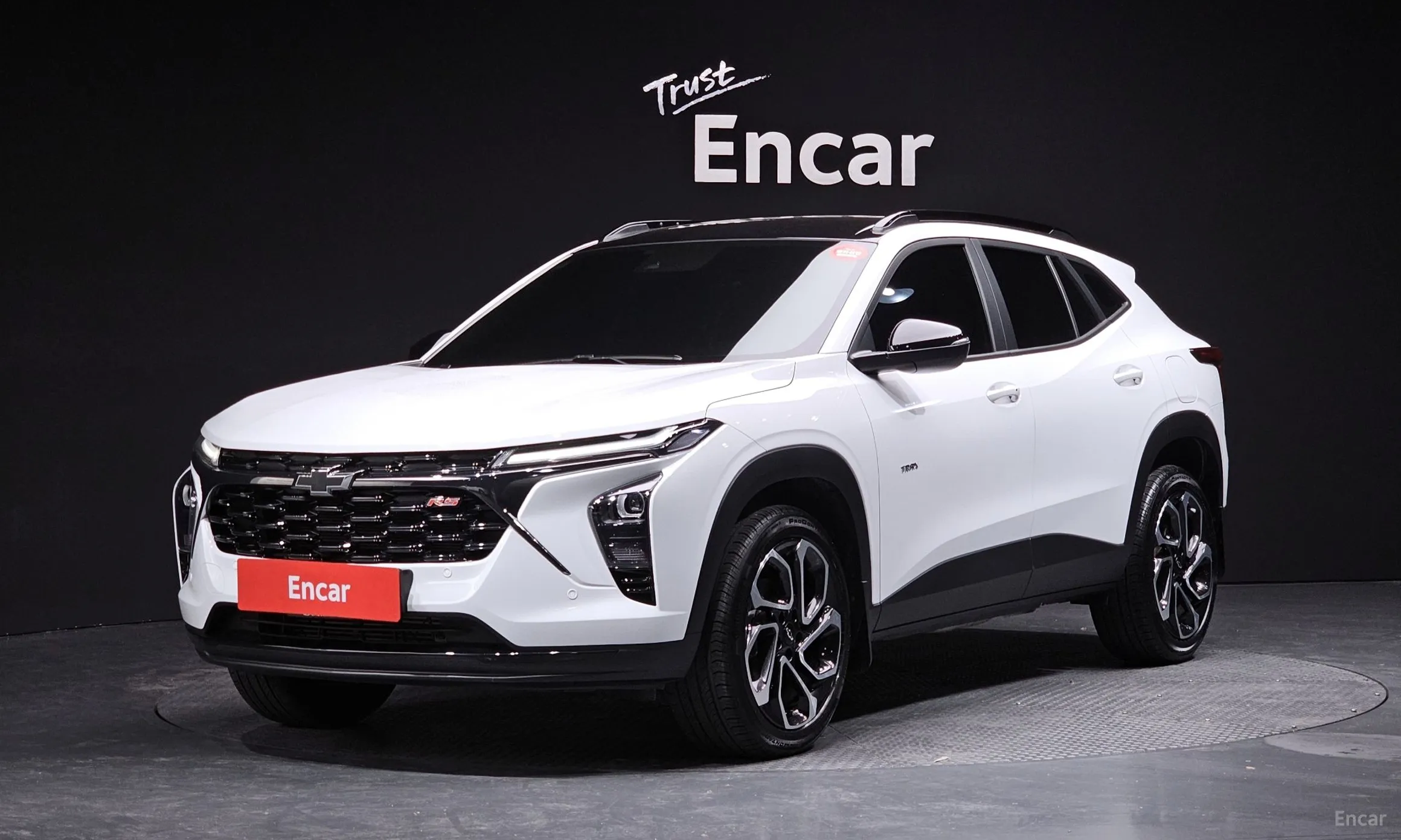 Trax Crossover