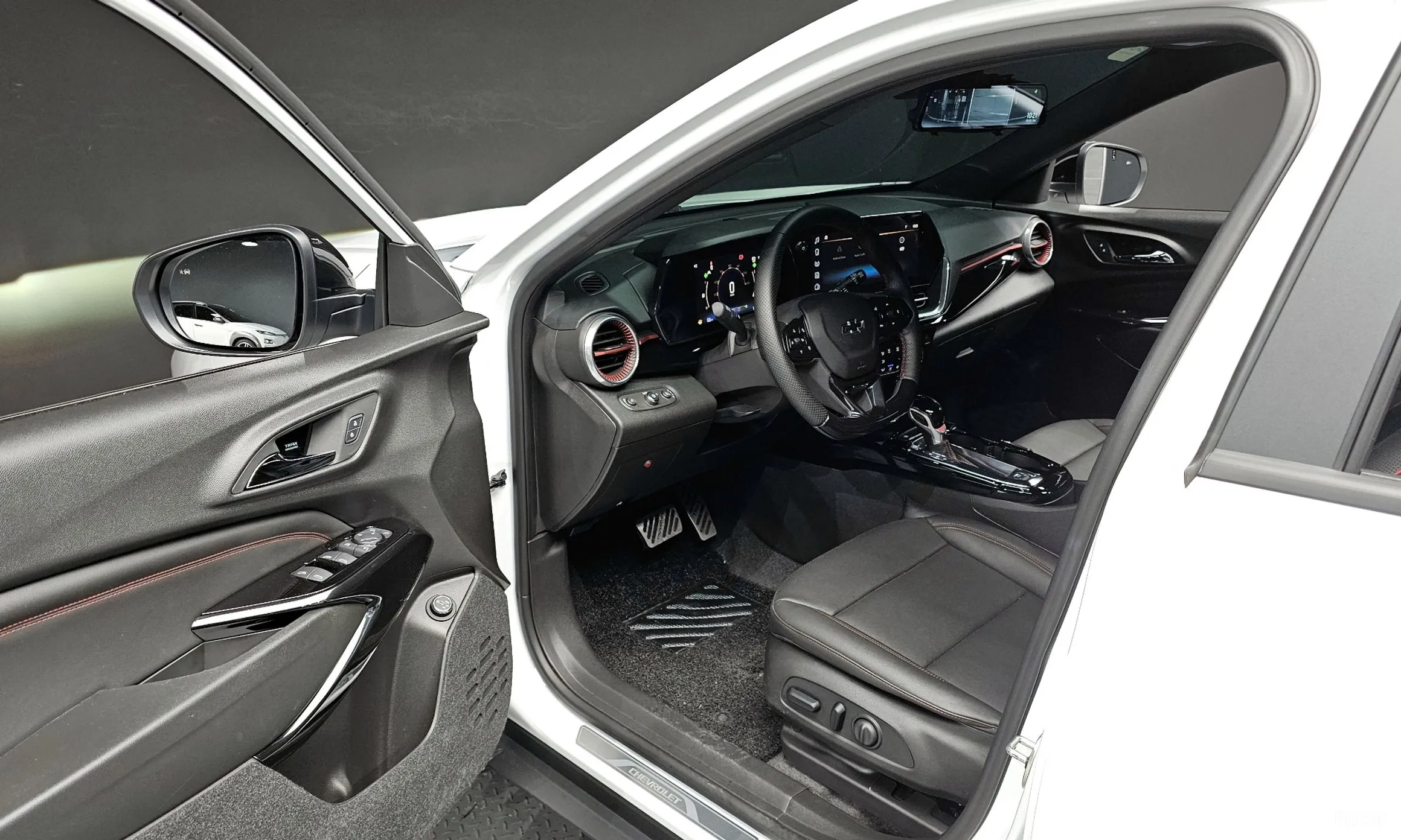 Chevrolet (GM Daewoo) Trax Crossover превью 11