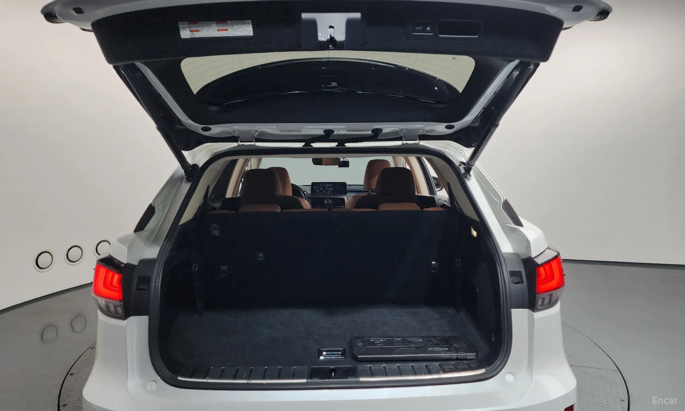 Lexus RX450hL 4th Generation превью 20
