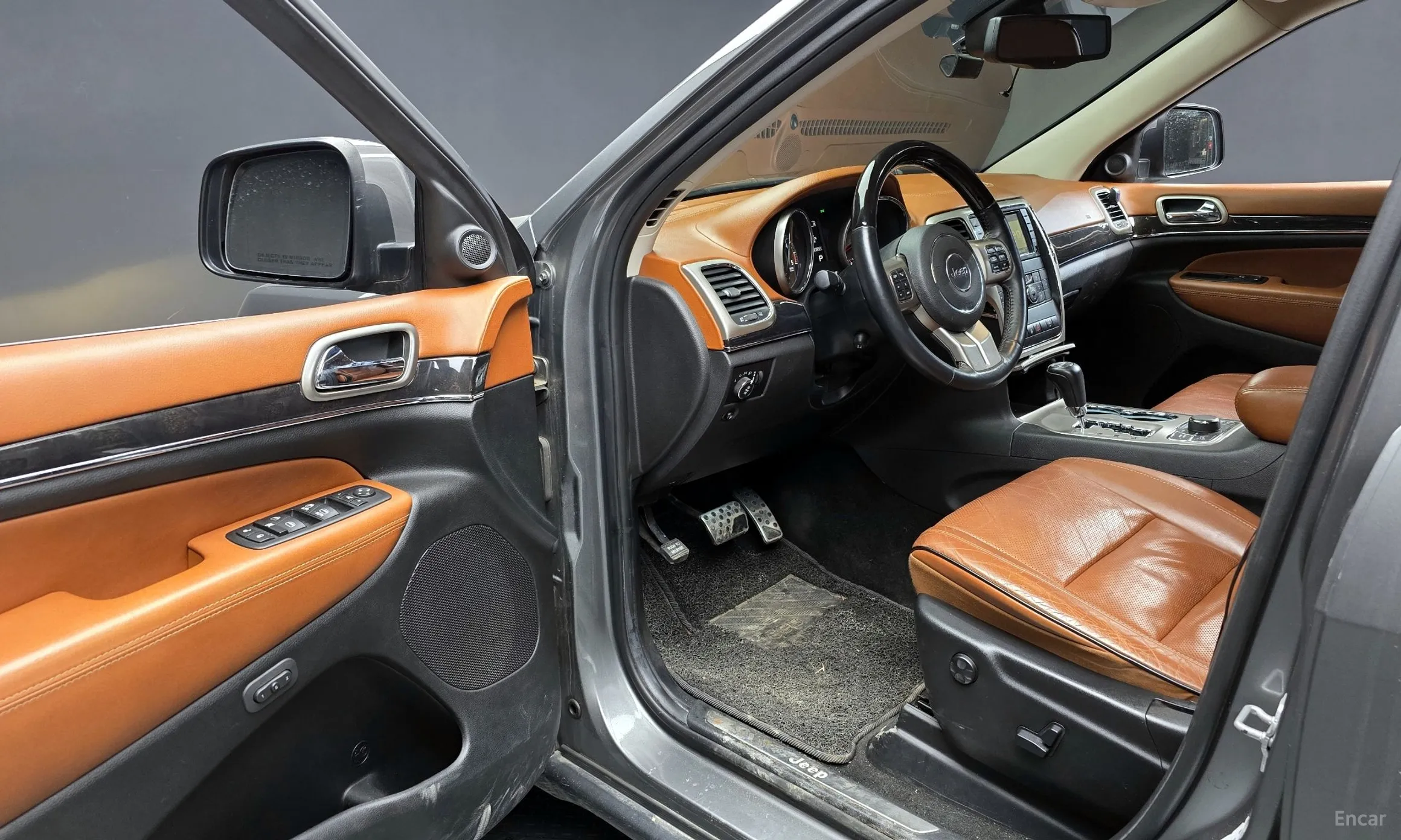 Jeep Grand Cherokee превью 11