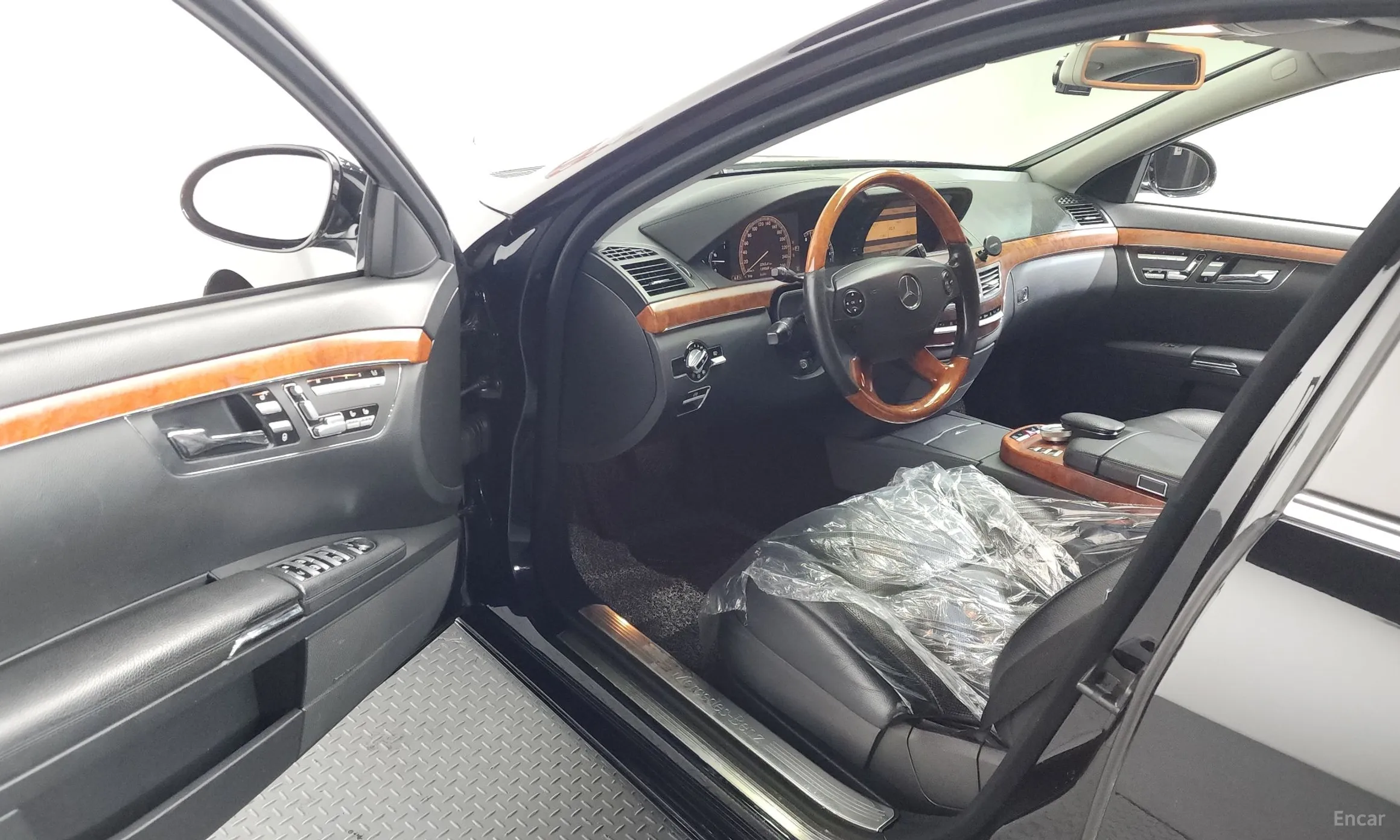 Mercedes Benz S-Class W221 превью 10