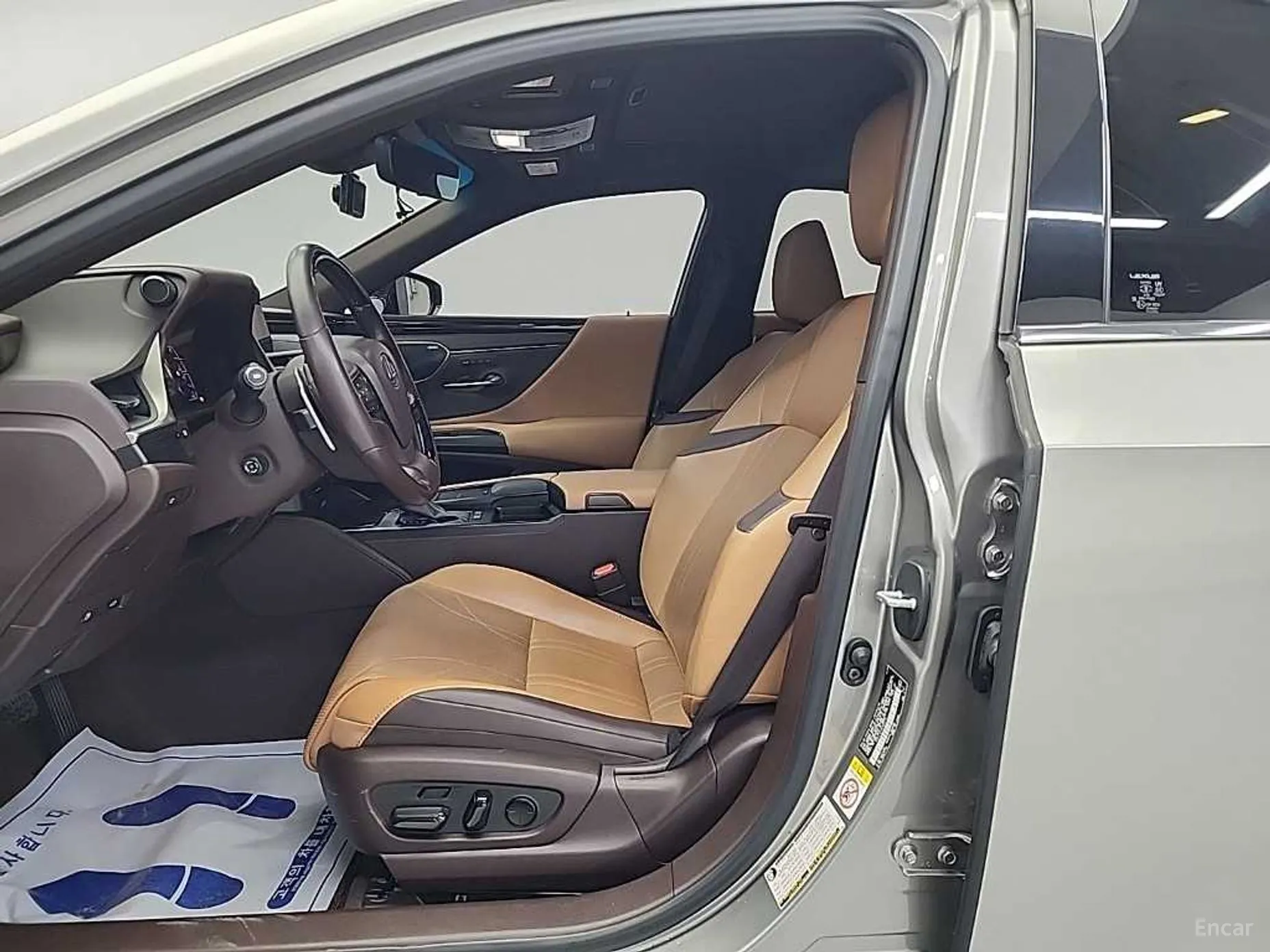 Lexus ES300h 7th Generation превью 11