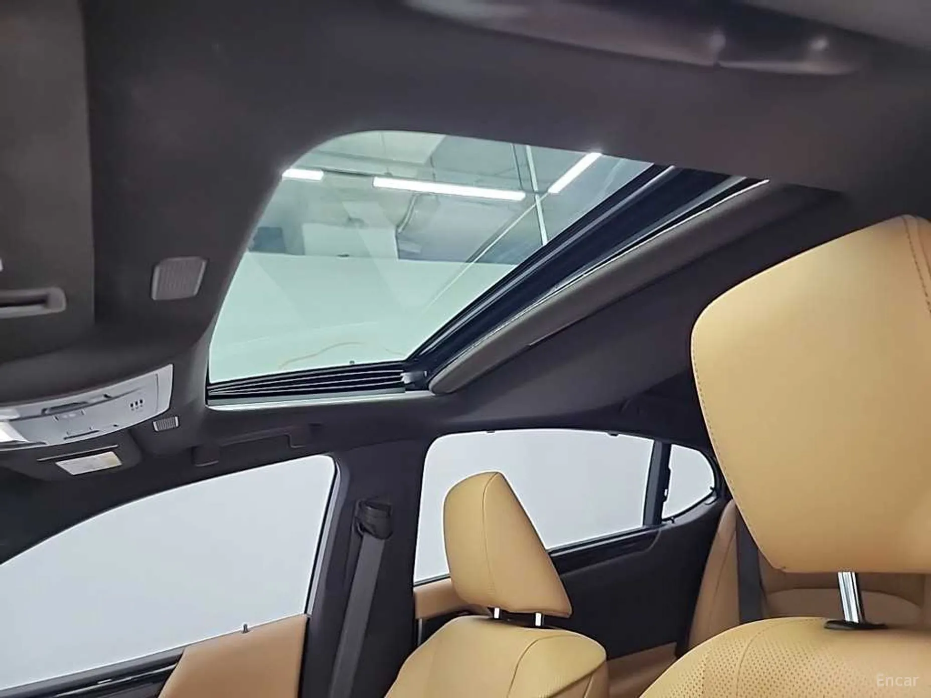 Lexus ES300h 7th Generation превью 16
