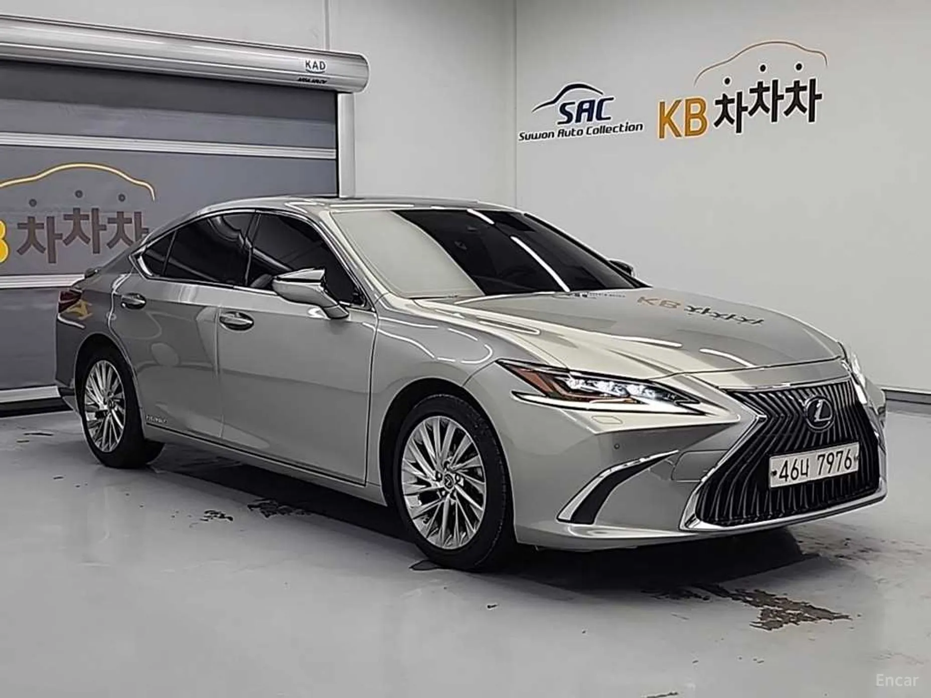 Lexus ES300h 7th Generation превью 5