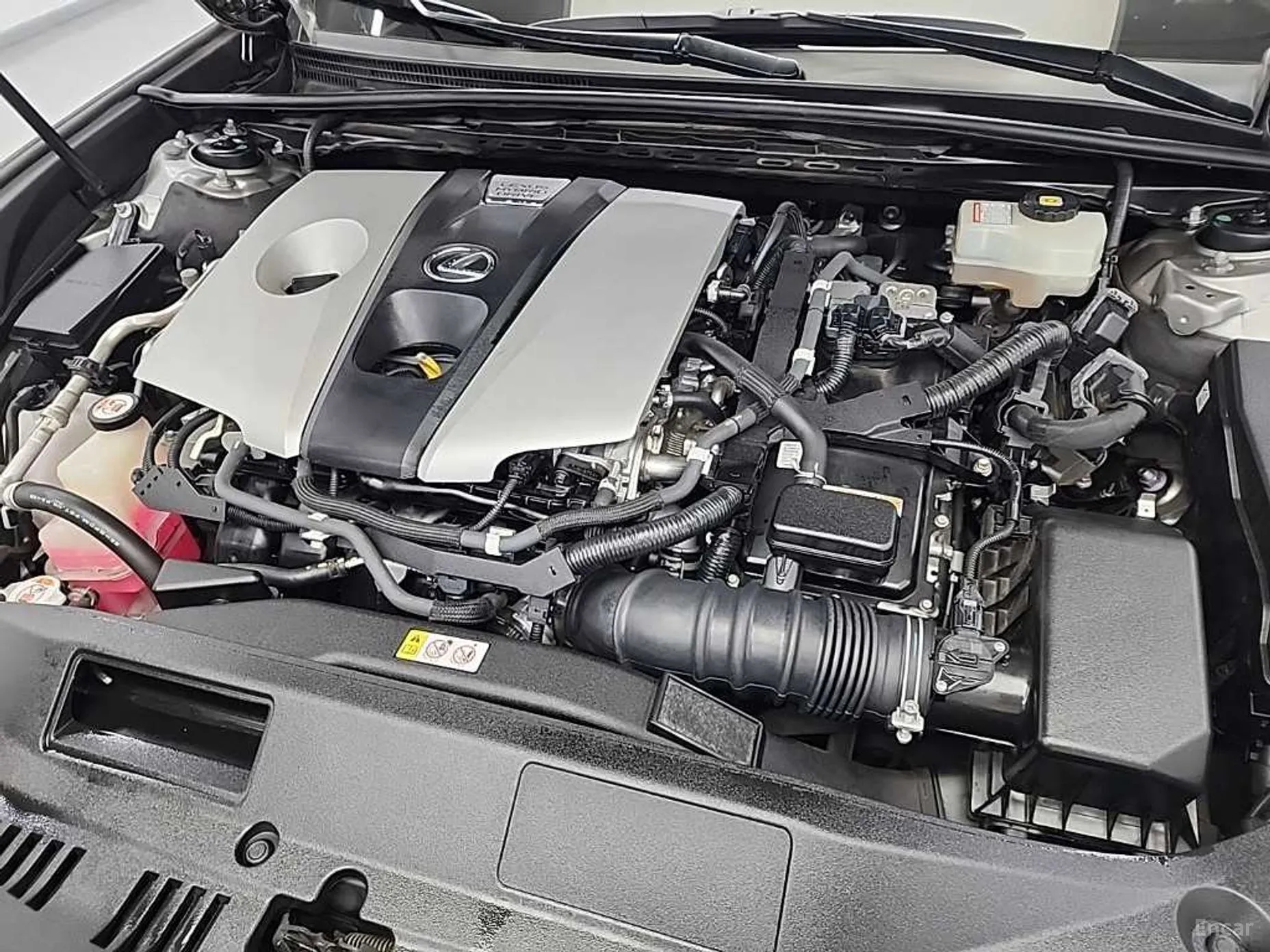 Lexus ES300h 7th Generation превью 6
