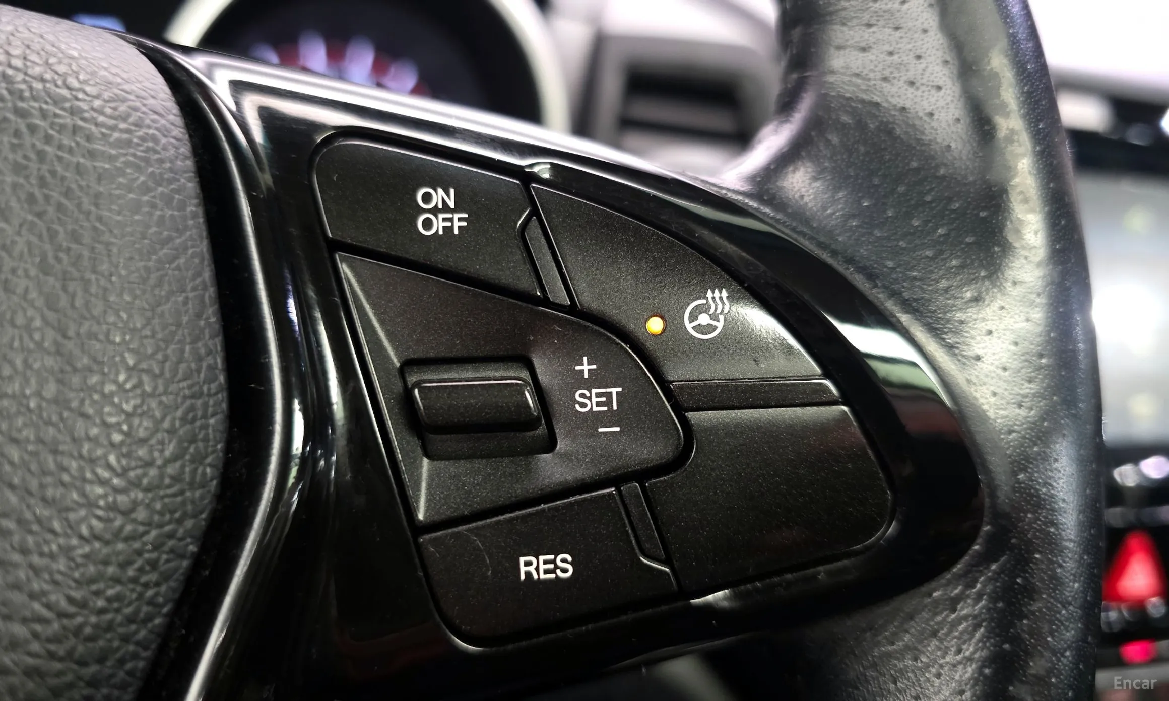 KG Mobility (SsangYong) Tivoli Air превью 18