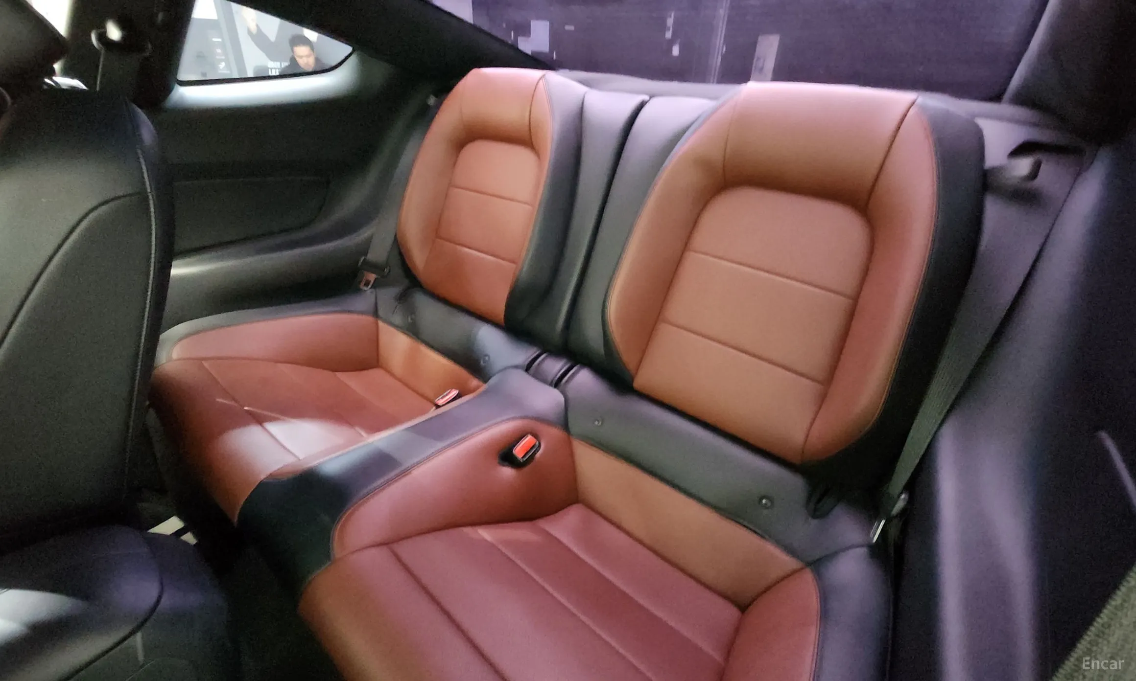 Ford Mustang превью 12