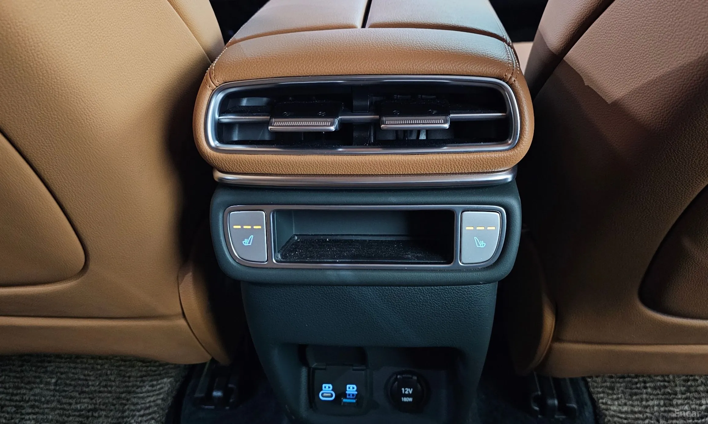 Genesis GV80 превью 18