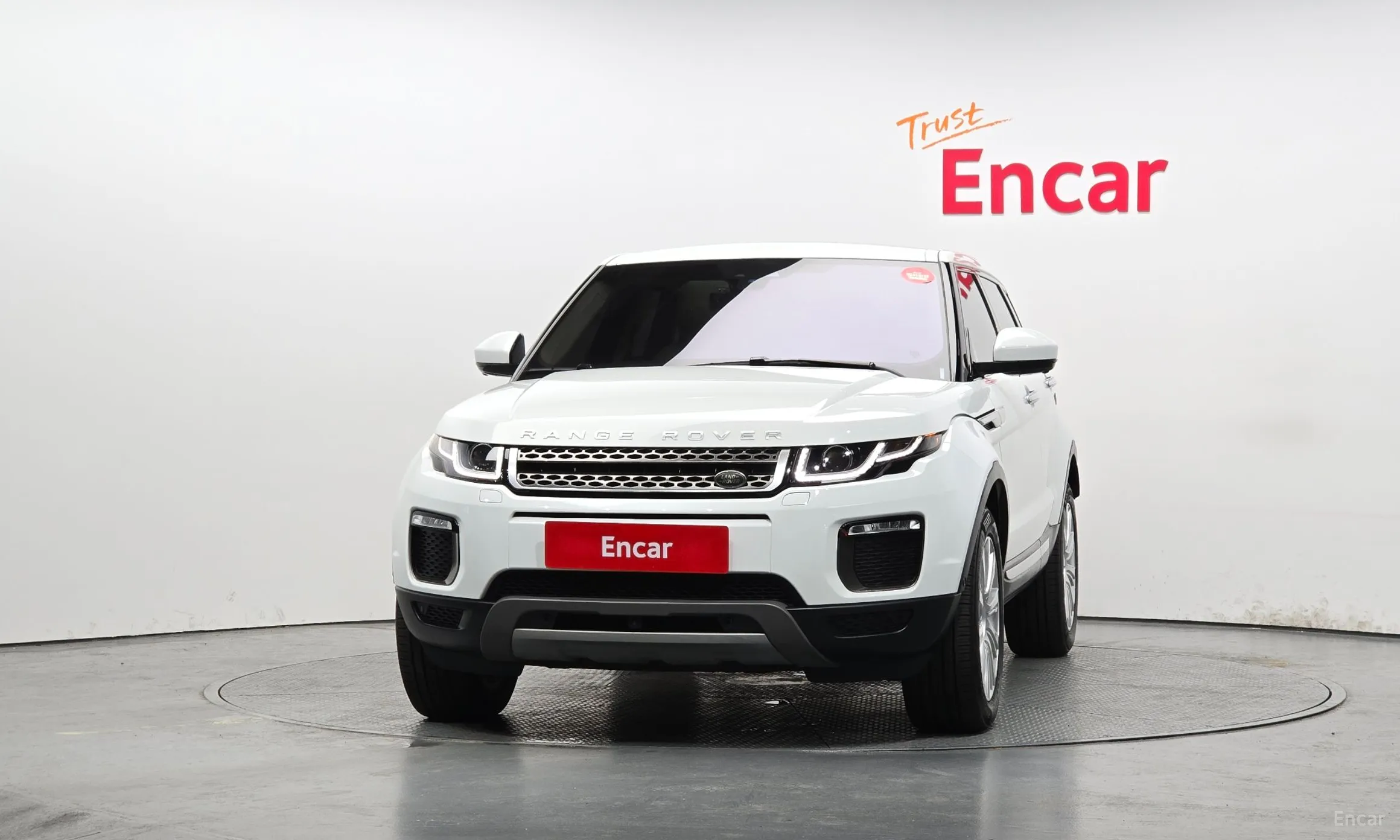 Land Rover Range Rover Evoque превью 3