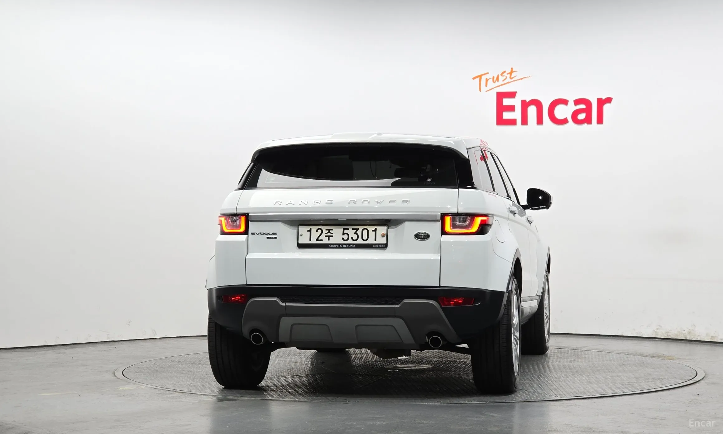 Land Rover Range Rover Evoque превью 4