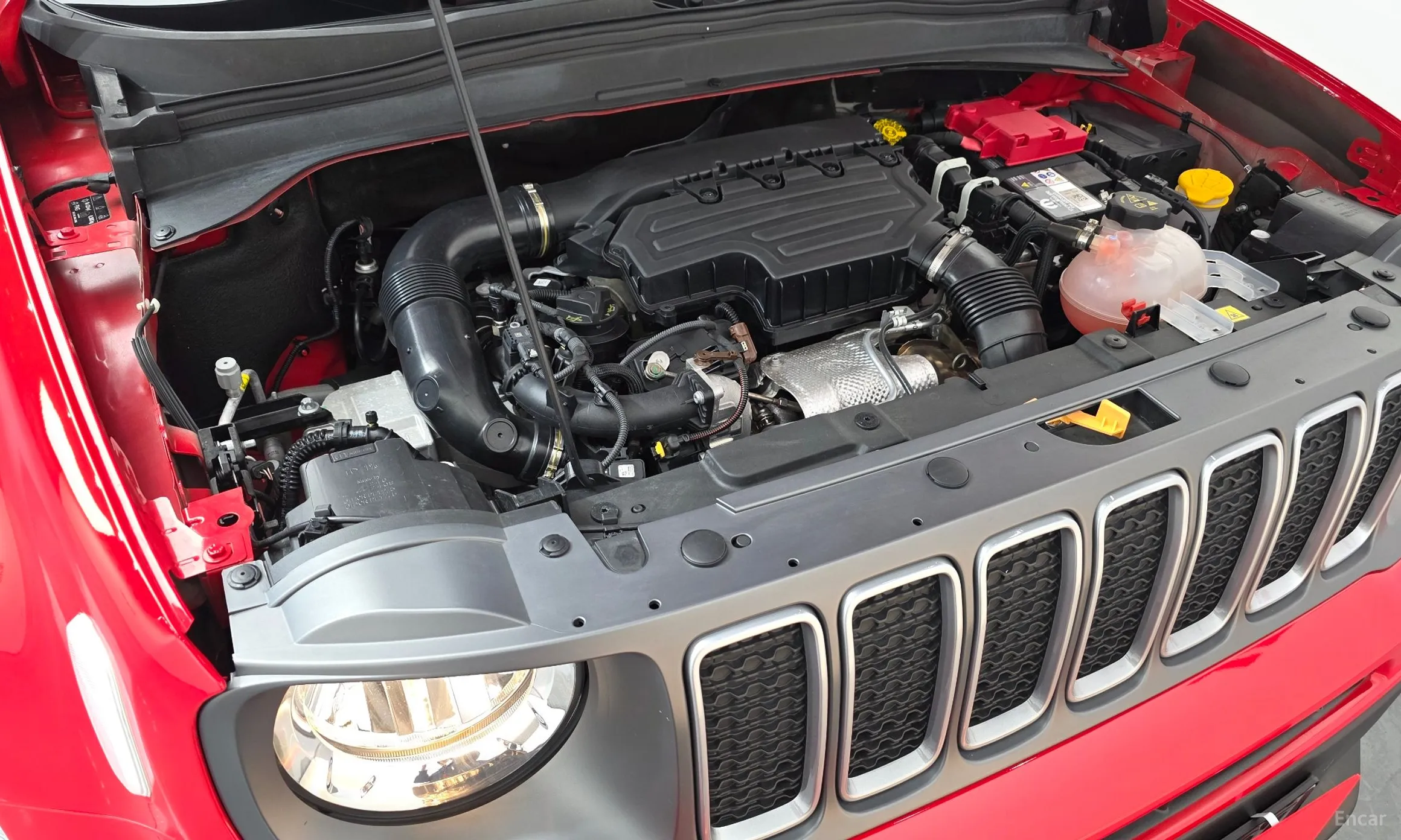 Jeep Renegade превью 6
