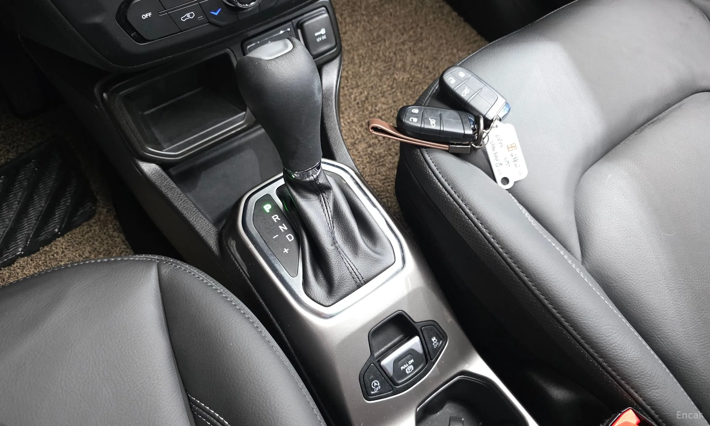Jeep Renegade превью 9