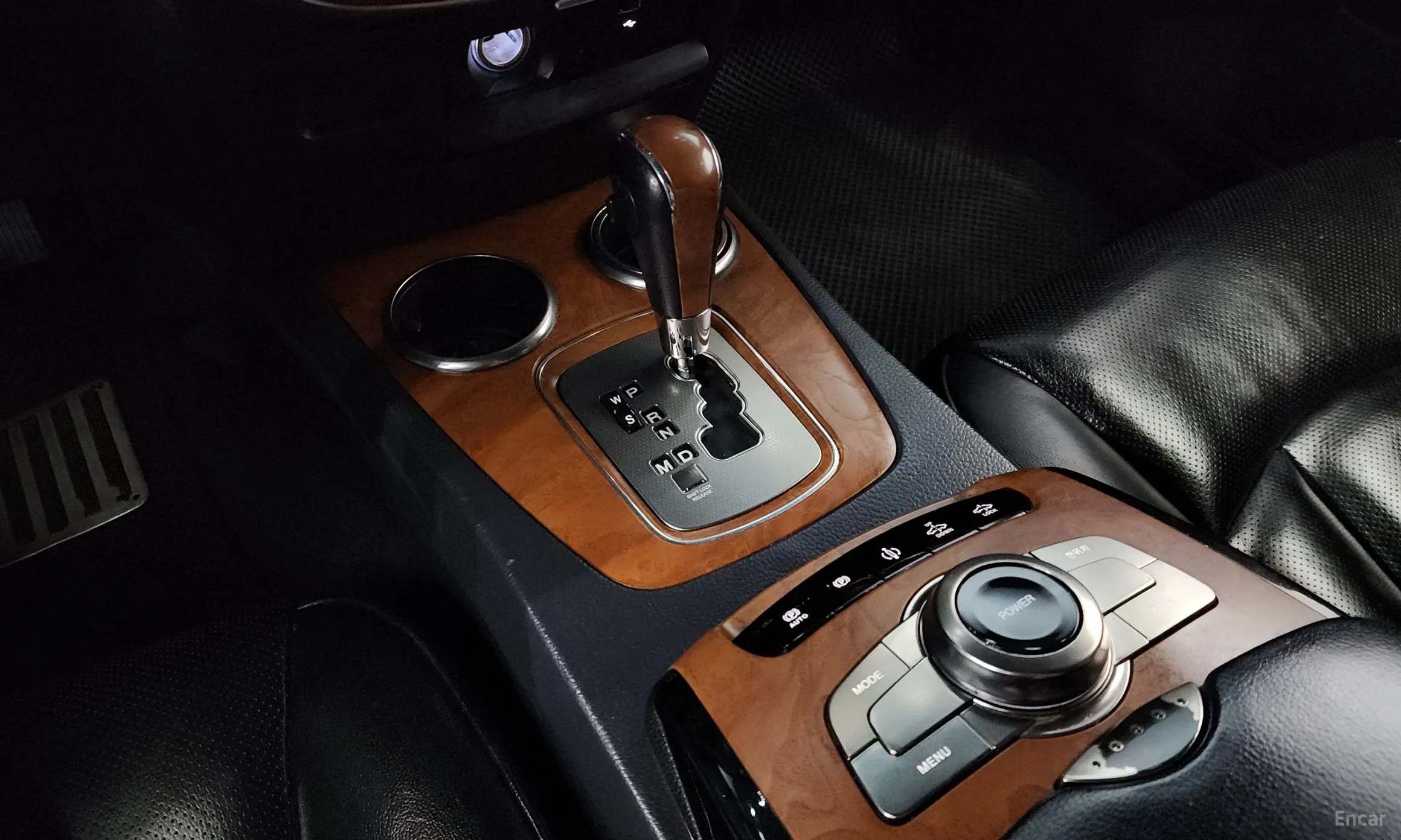 KG Mobility (SsangYong) Chairman W превью 9