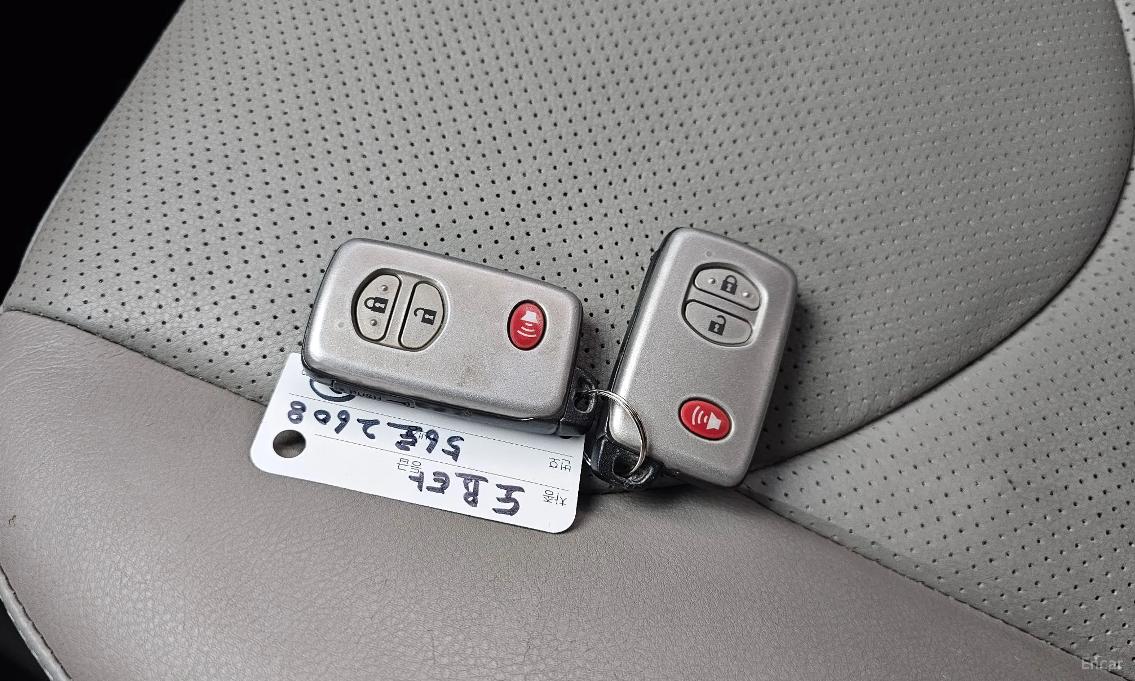 Toyota RAV4 превью 18