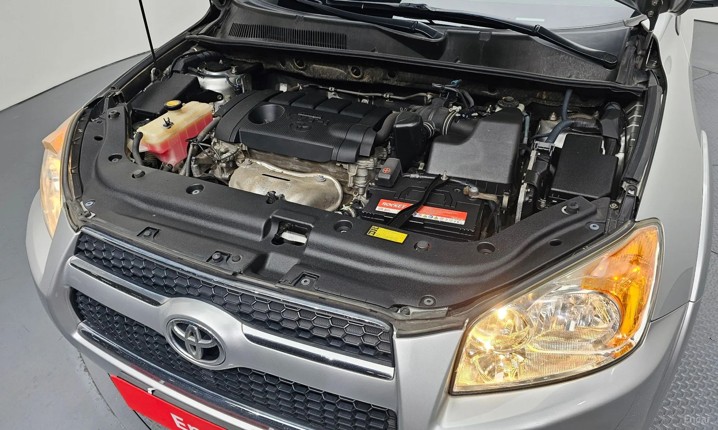Toyota RAV4 превью 6