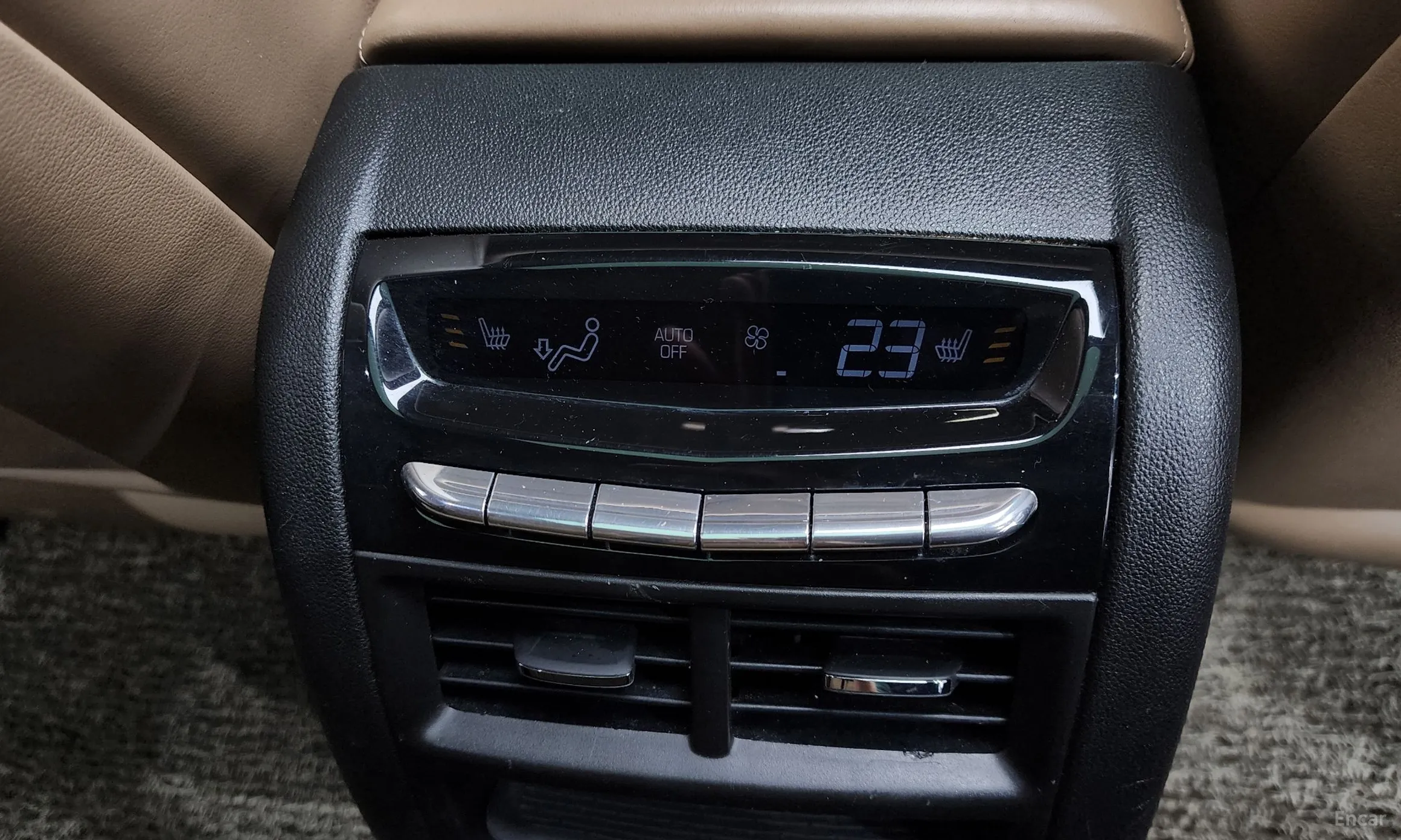 Cadillac XT5 превью 18