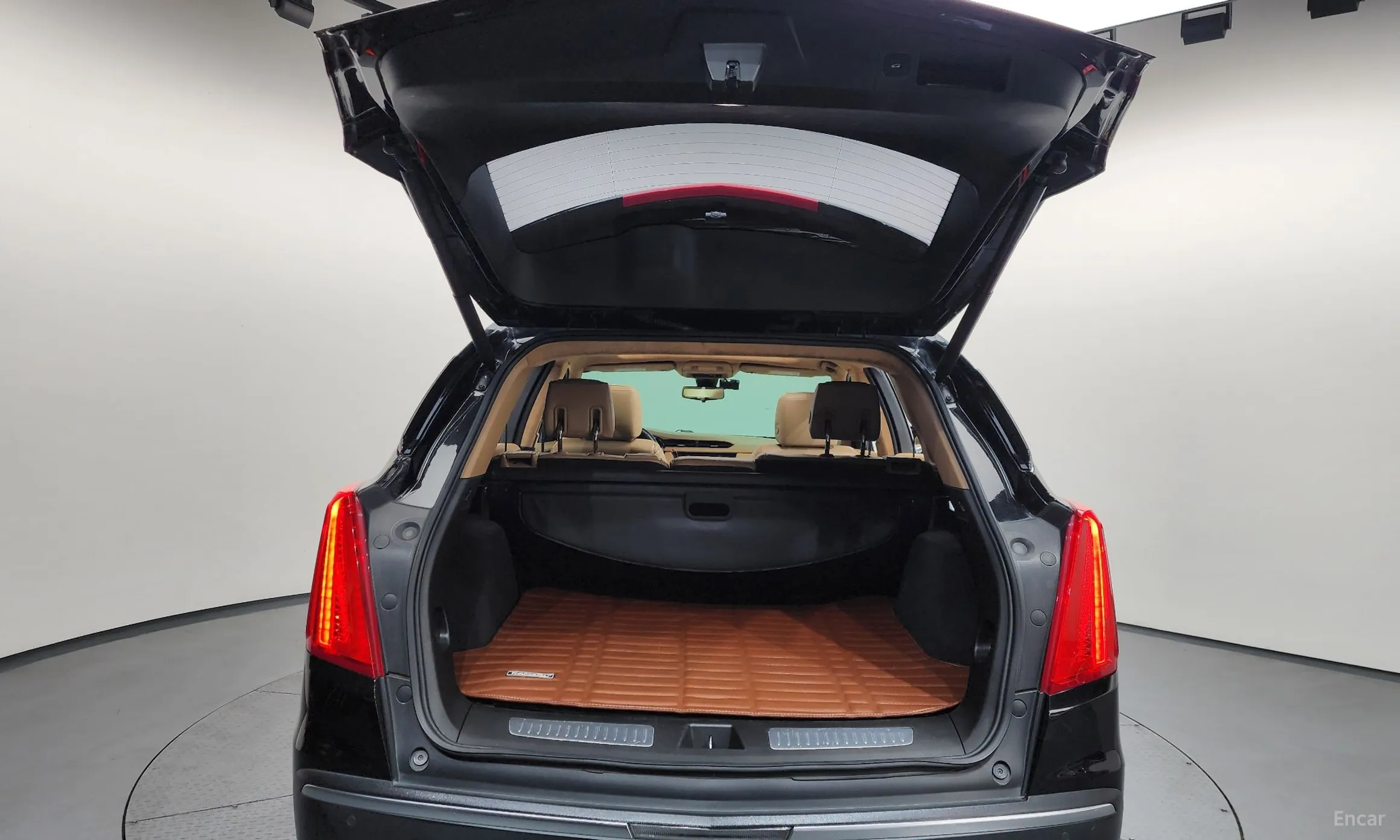 Cadillac XT5 превью 20