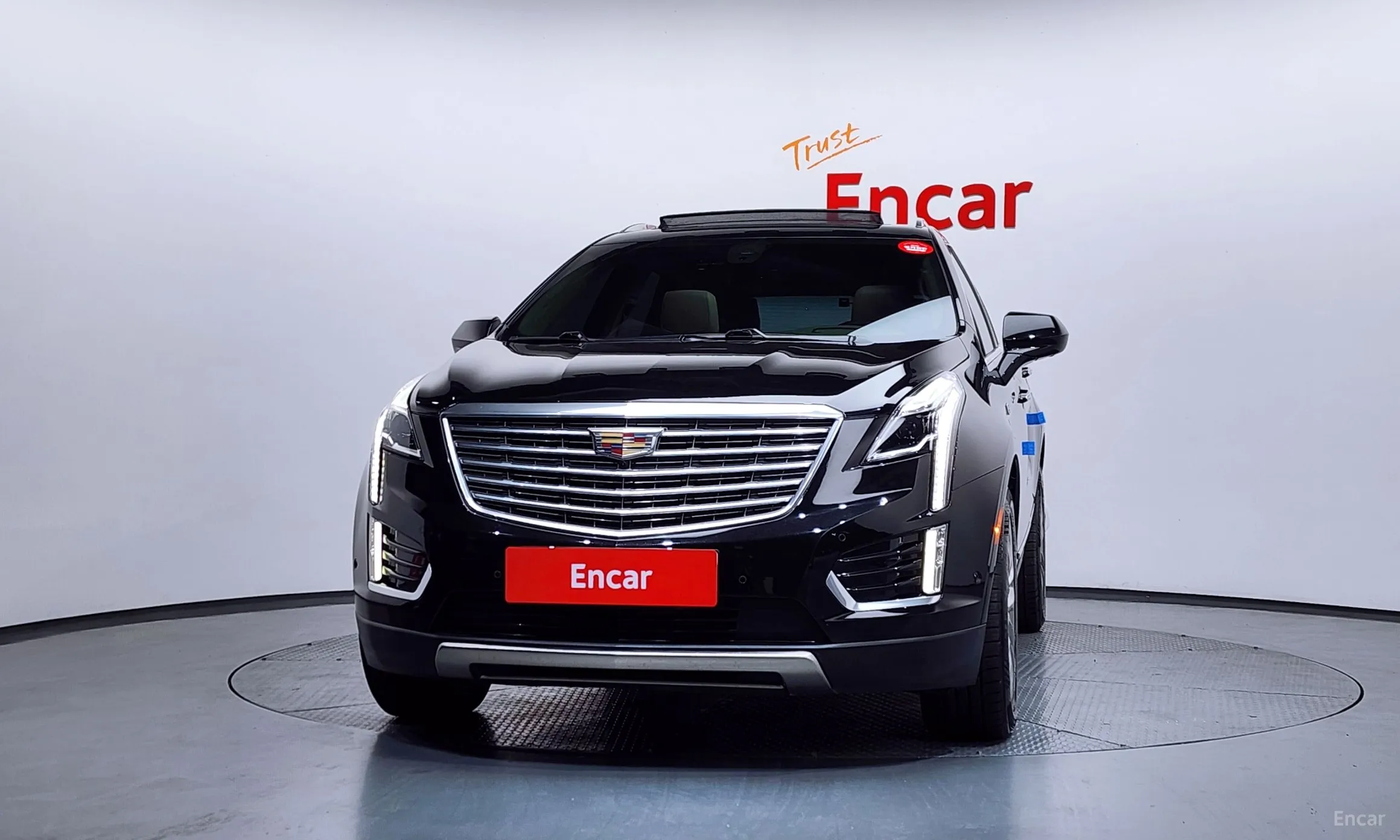 Cadillac XT5 превью 3