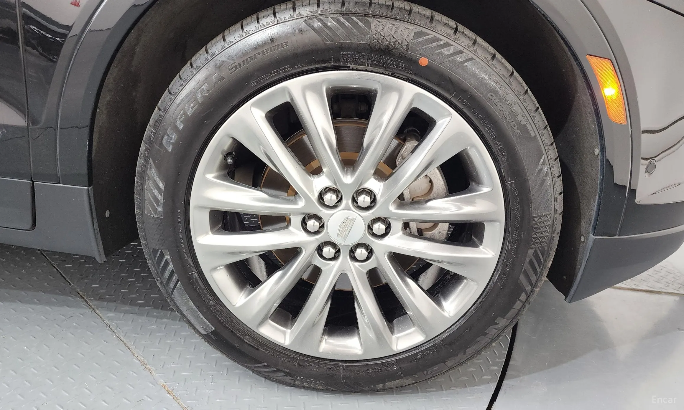 Cadillac XT5 превью 5