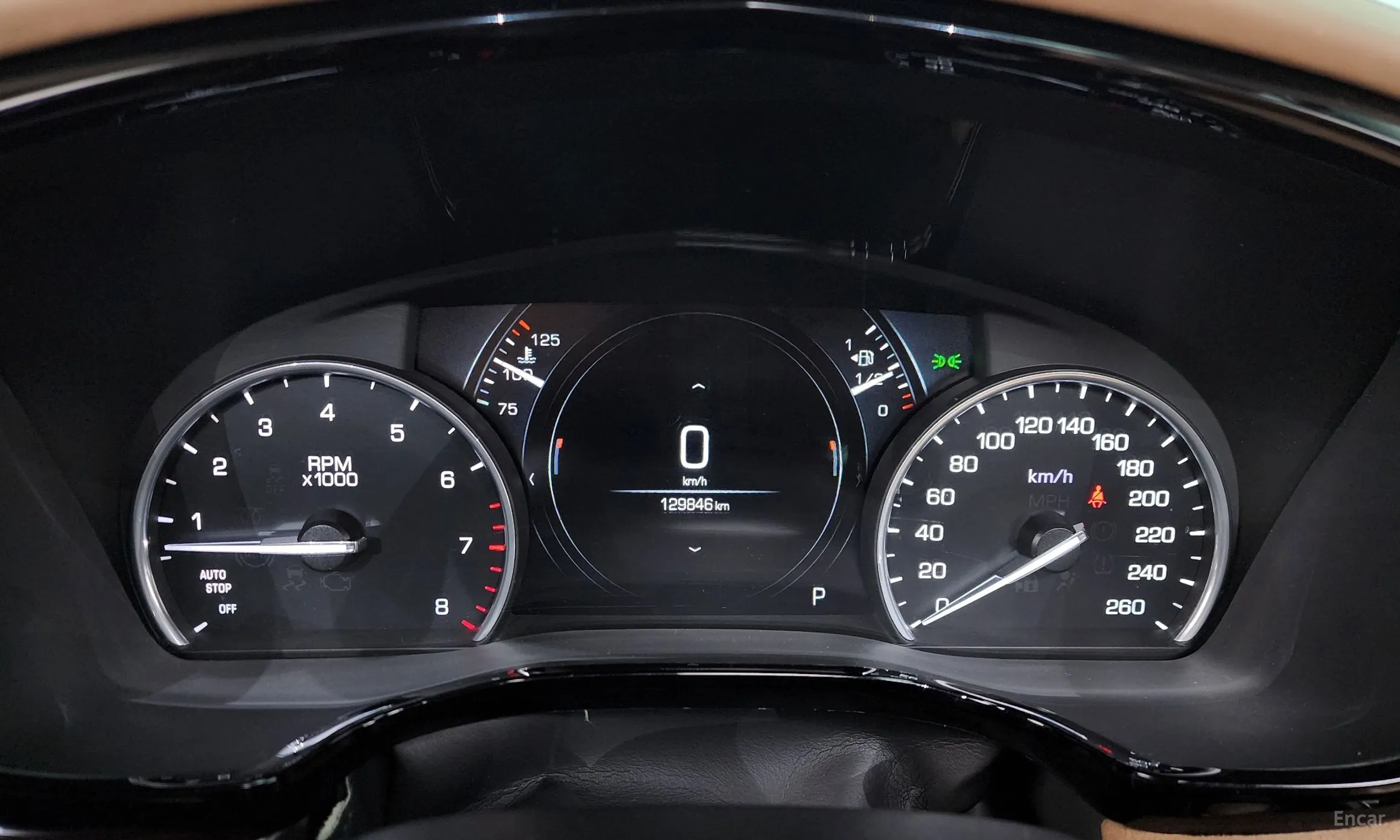 Cadillac XT5 превью 8