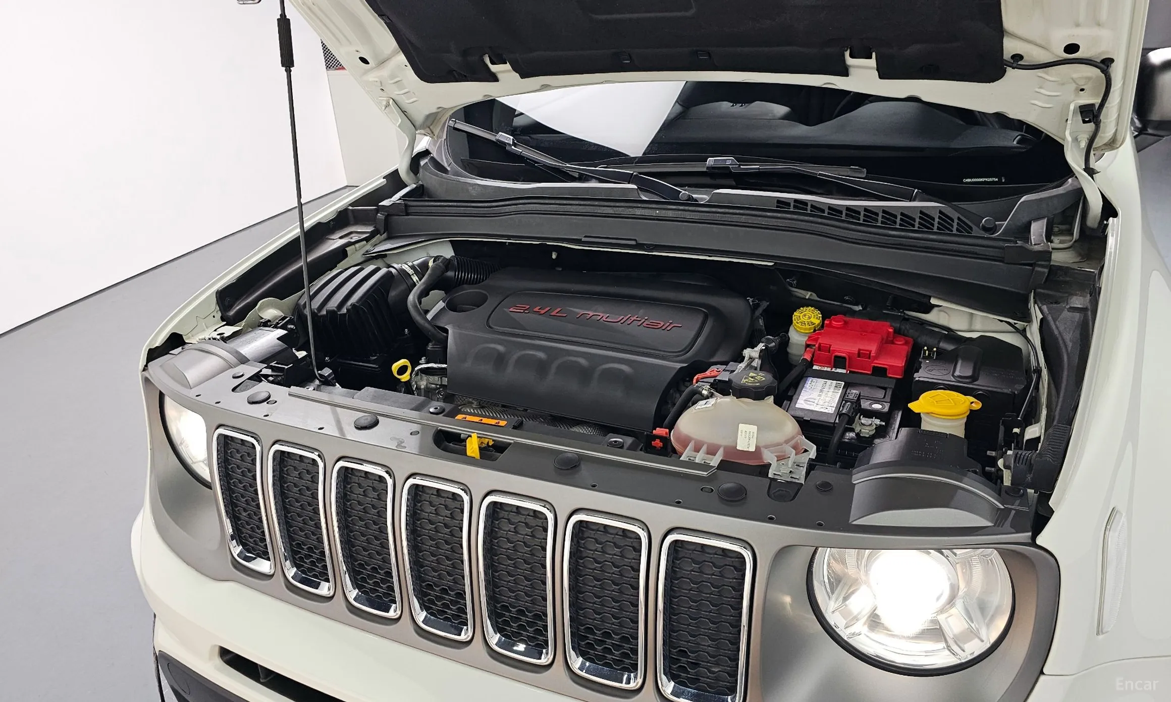 Jeep Renegade превью 6