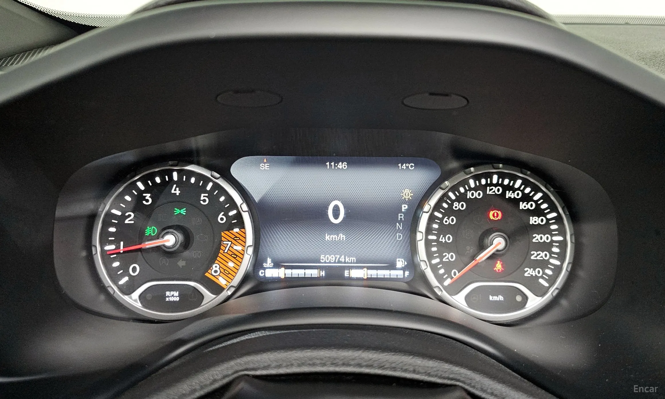 Jeep Renegade превью 8