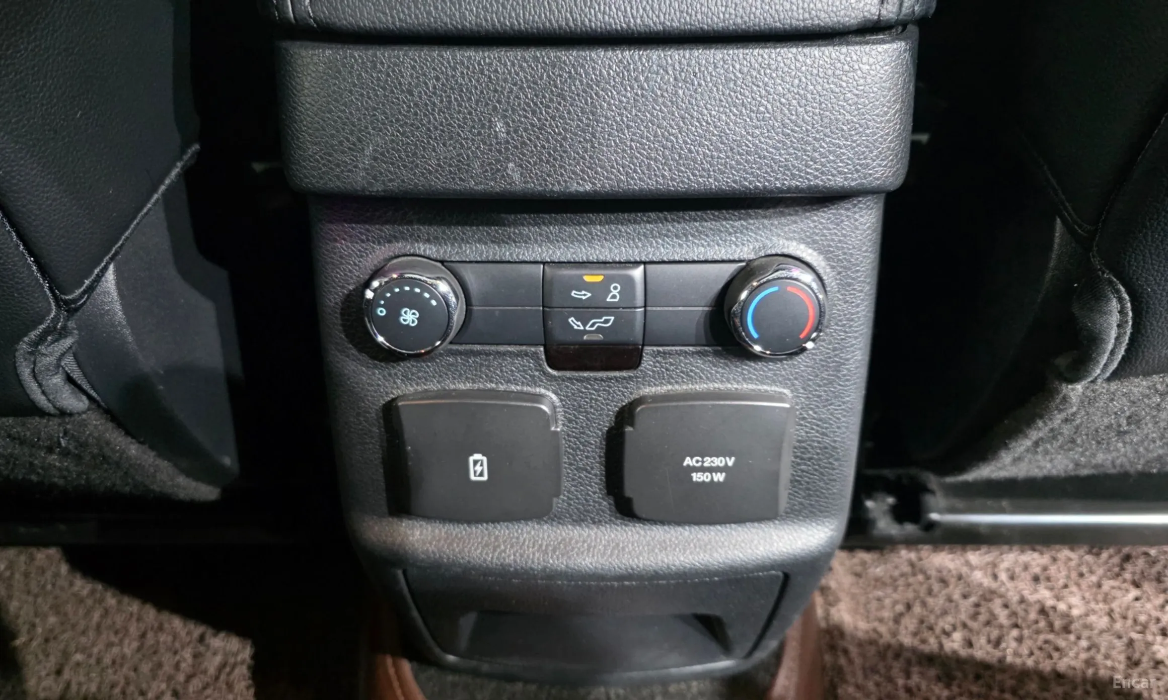 Ford Explorer превью 19