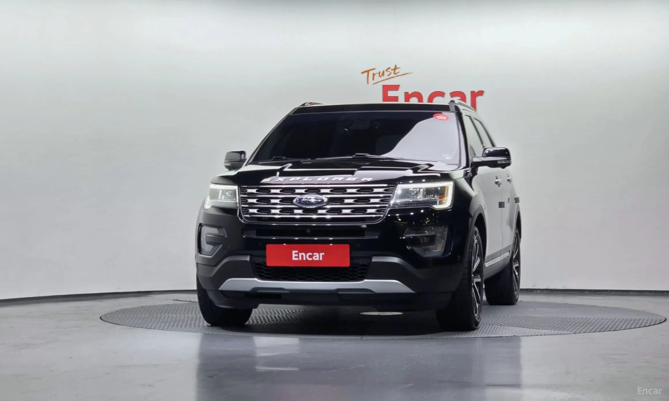 Ford Explorer превью 3