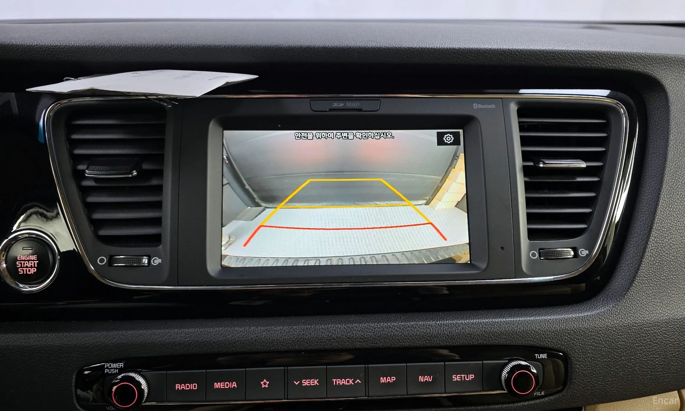 Kia Carnival превью 15