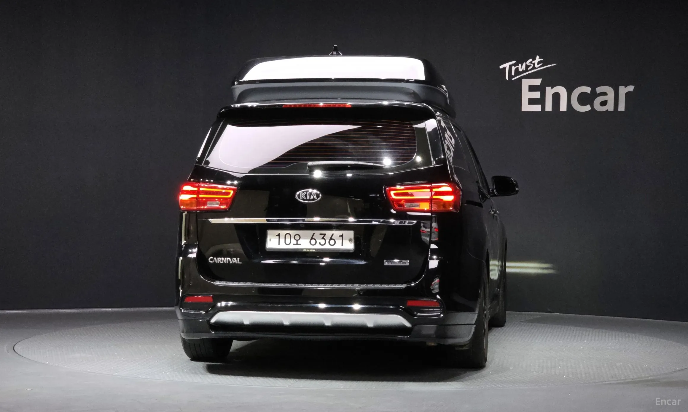 Kia Carnival превью 4