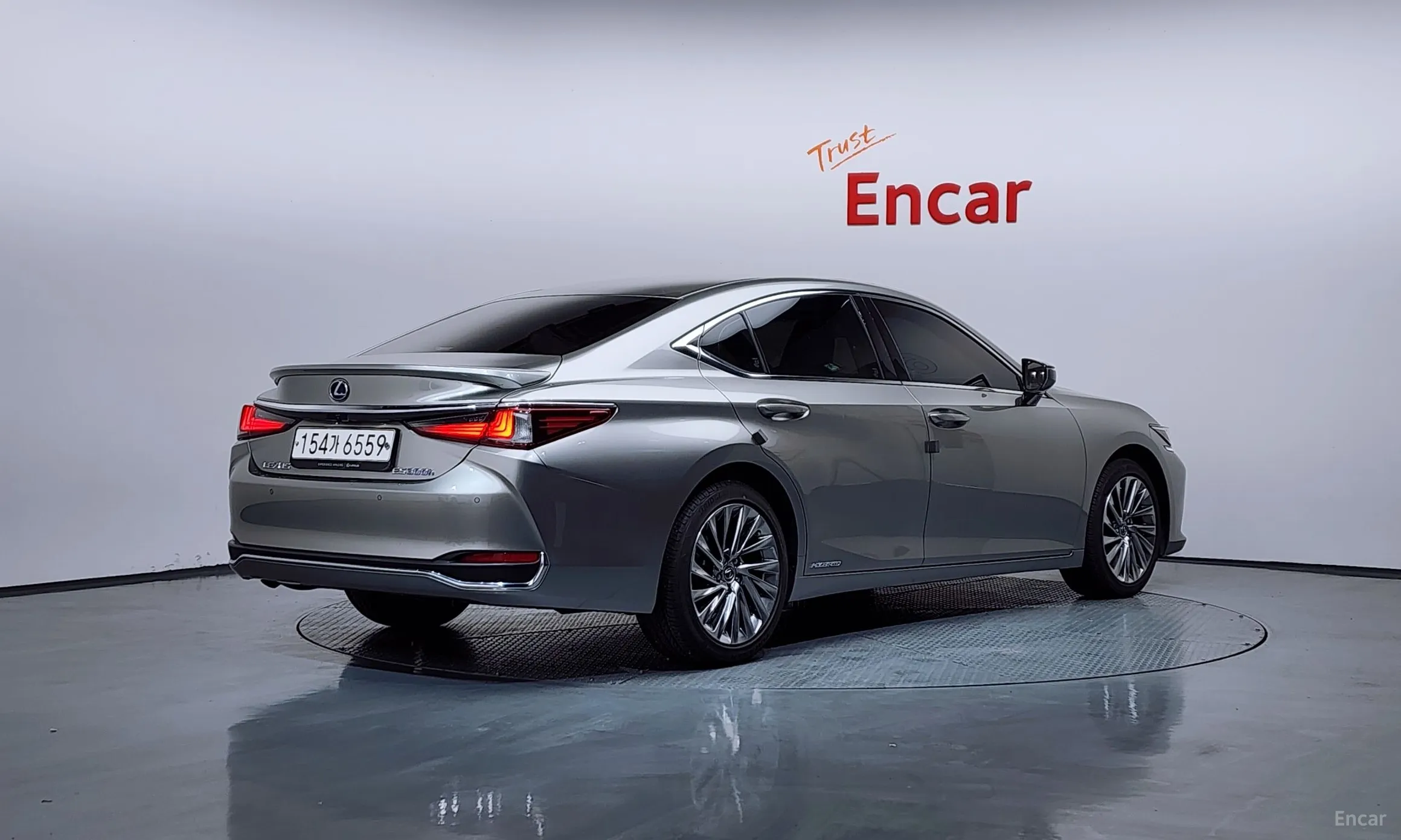 Lexus ES300h 7th Generation превью 2