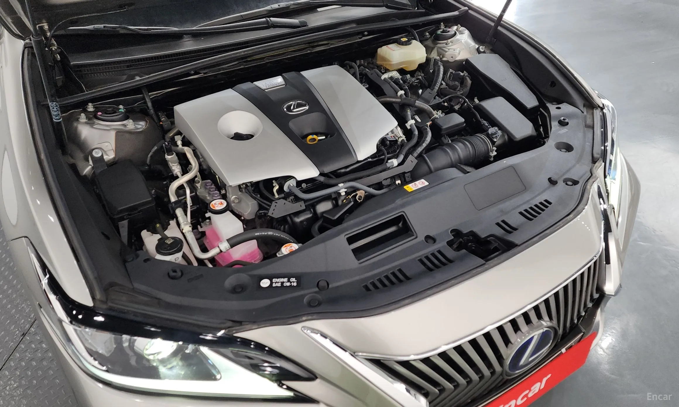Lexus ES300h 7th Generation превью 6