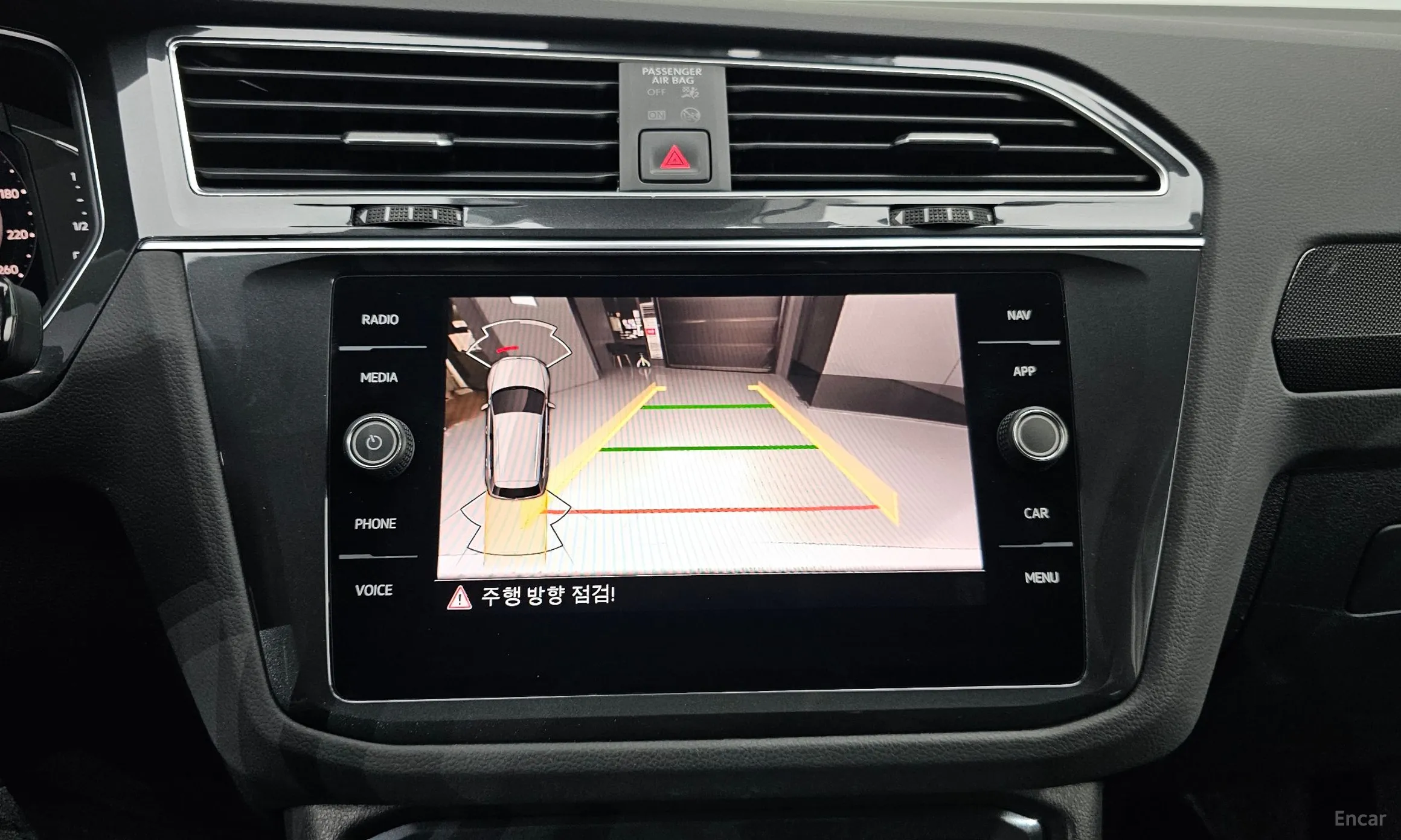 Volkswagen Tiguan 2nd Generation превью 16
