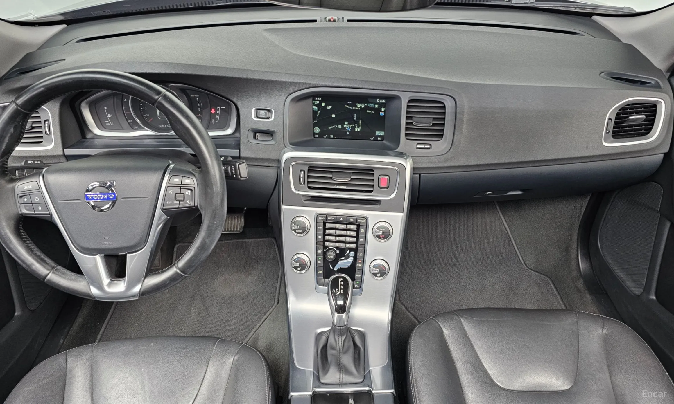 Volvo S60 превью 7