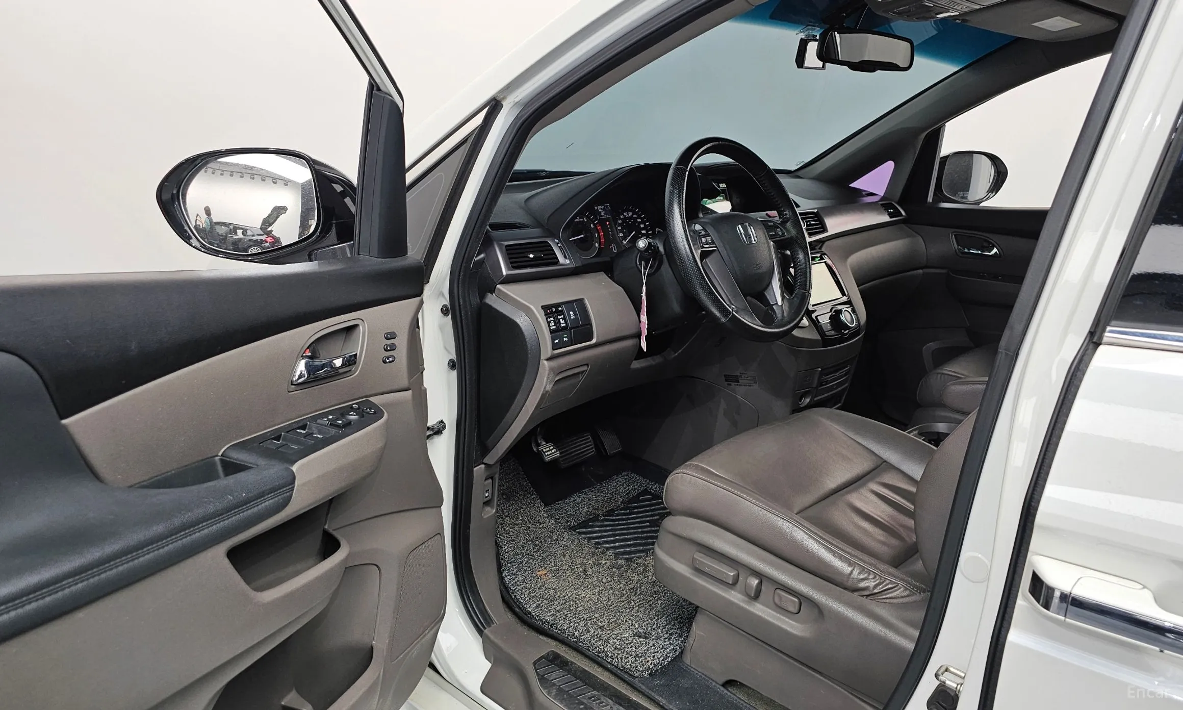 Honda Odyssey превью 10