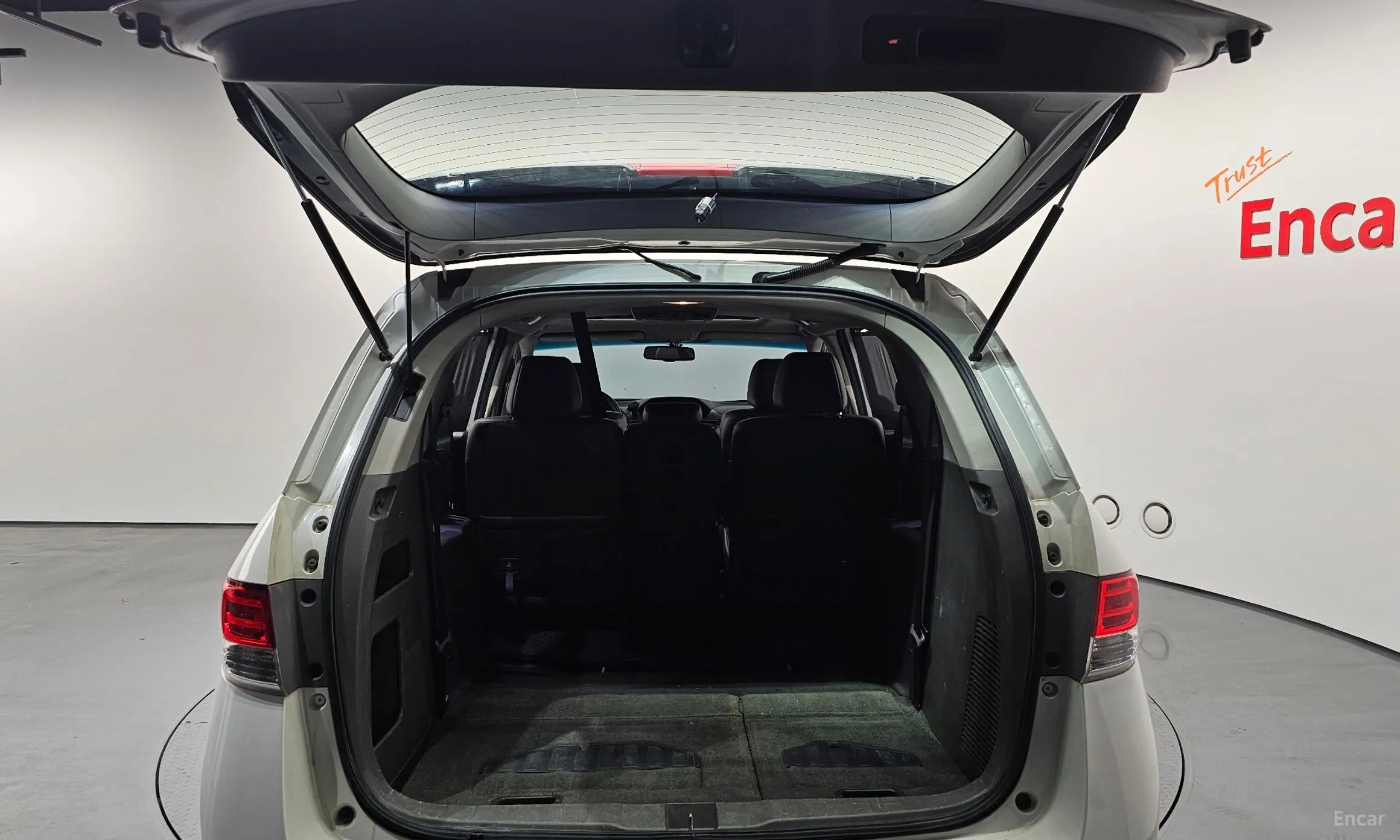 Honda Odyssey превью 20