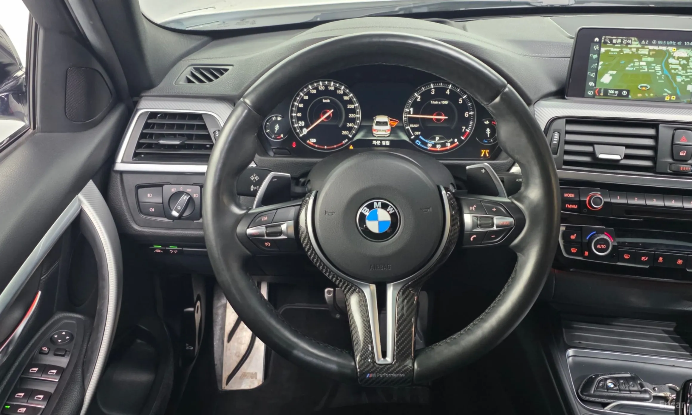 BMW 3 Series (F30) превью 13