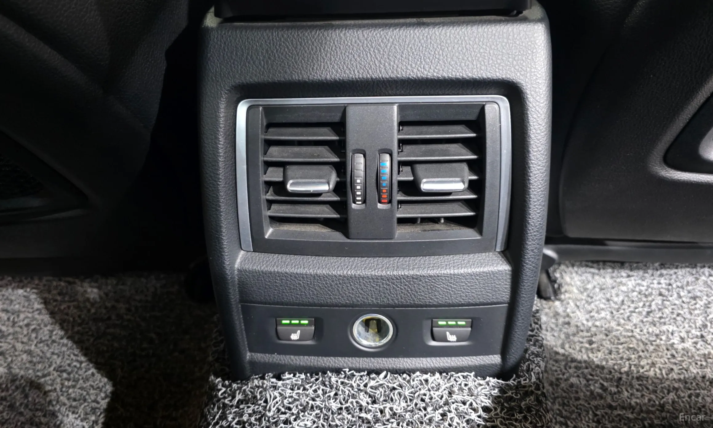 BMW 3 Series (F30) превью 19